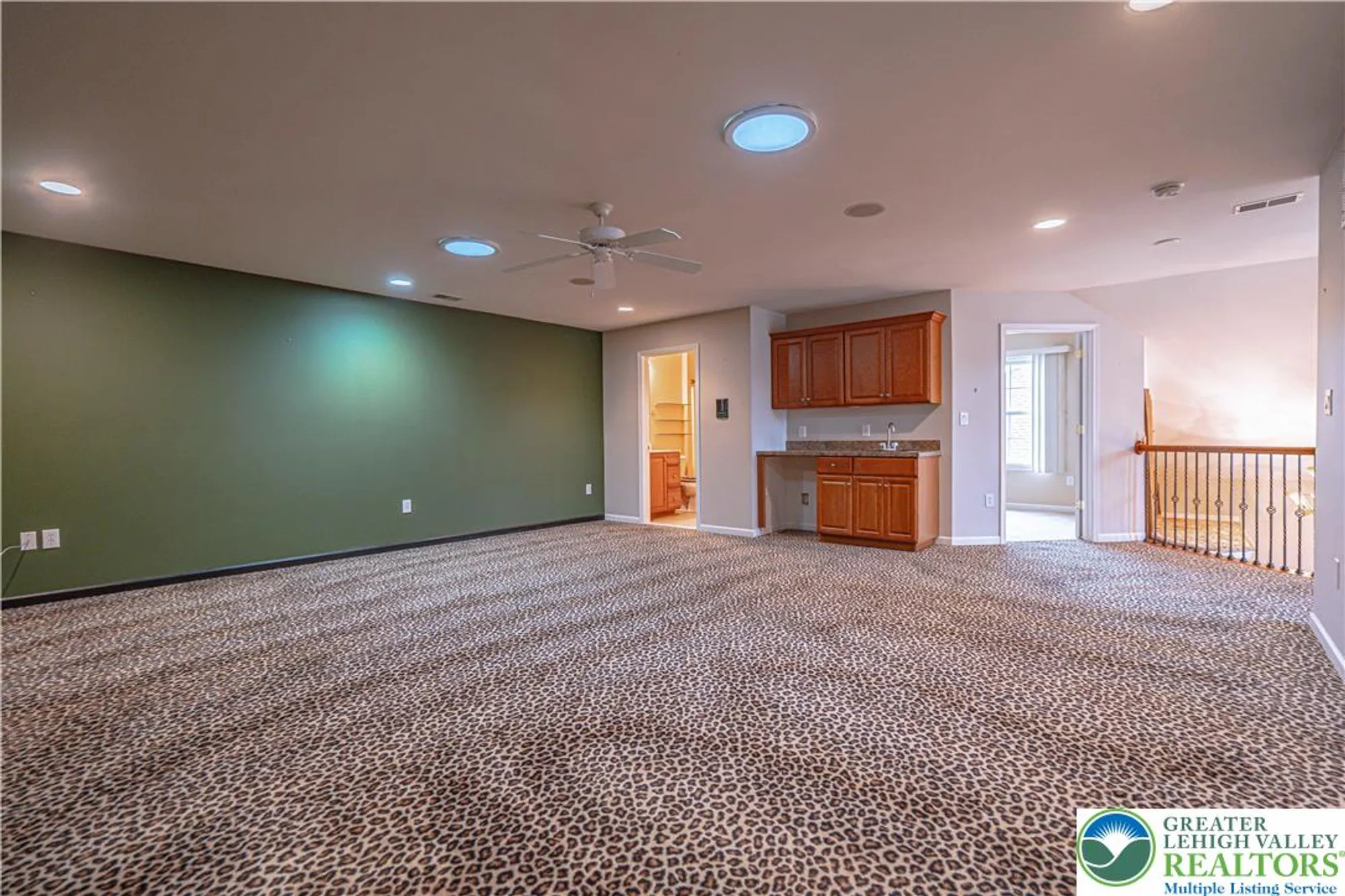 Property Slideshow image 32 of 39 | 5041 saw grass dr, Northampton, PA, 18067