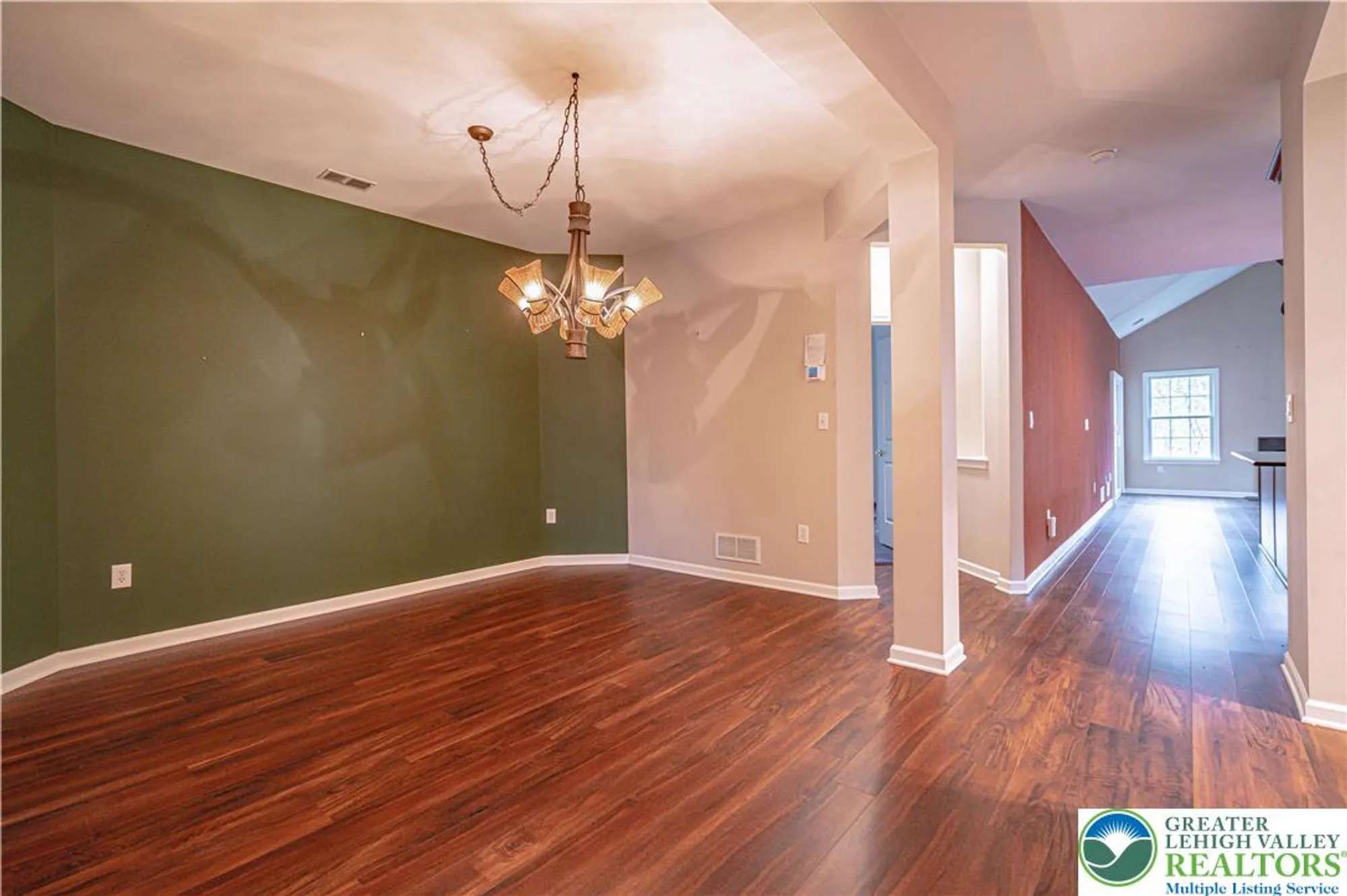 Property Slideshow image 8 of 39 | 5041 saw grass dr, Northampton, PA, 18067