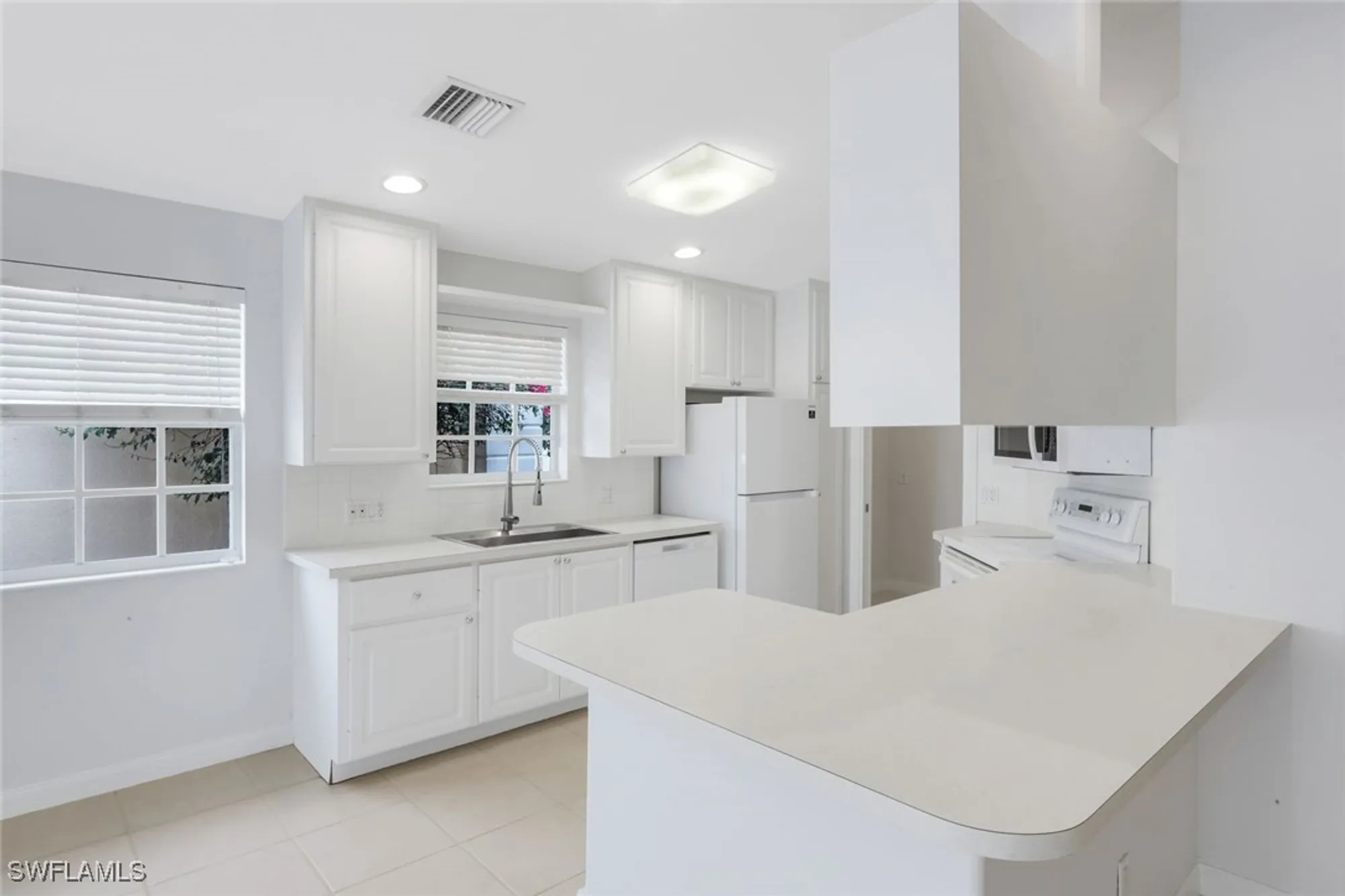 Property Slideshow image 30 of 45 | 3748 exuma way, Naples, FL, 34119