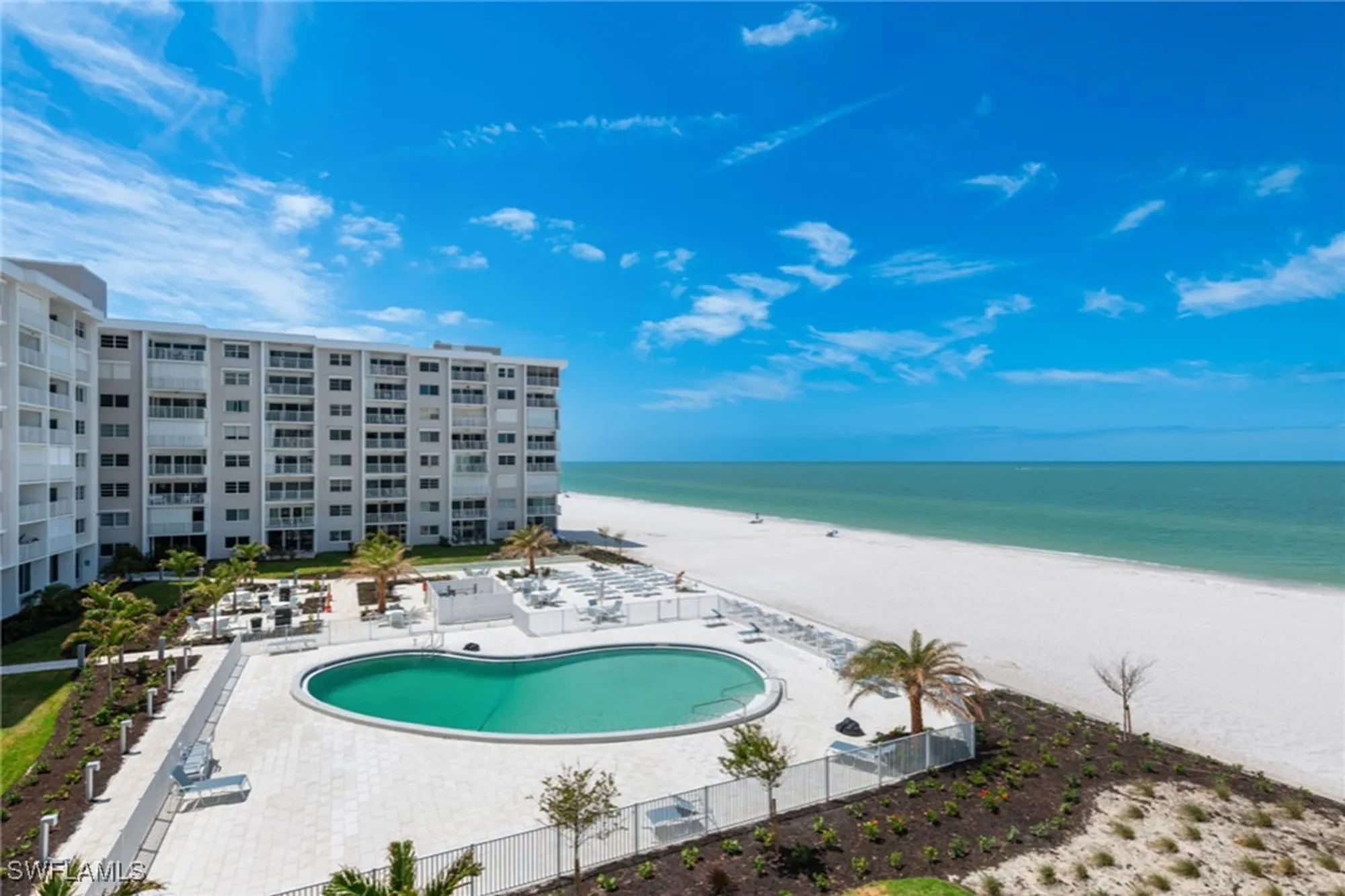 Property Slideshow image 15 of 21 | 3443 gulf shore blvd 810, Naples, FL, 34103