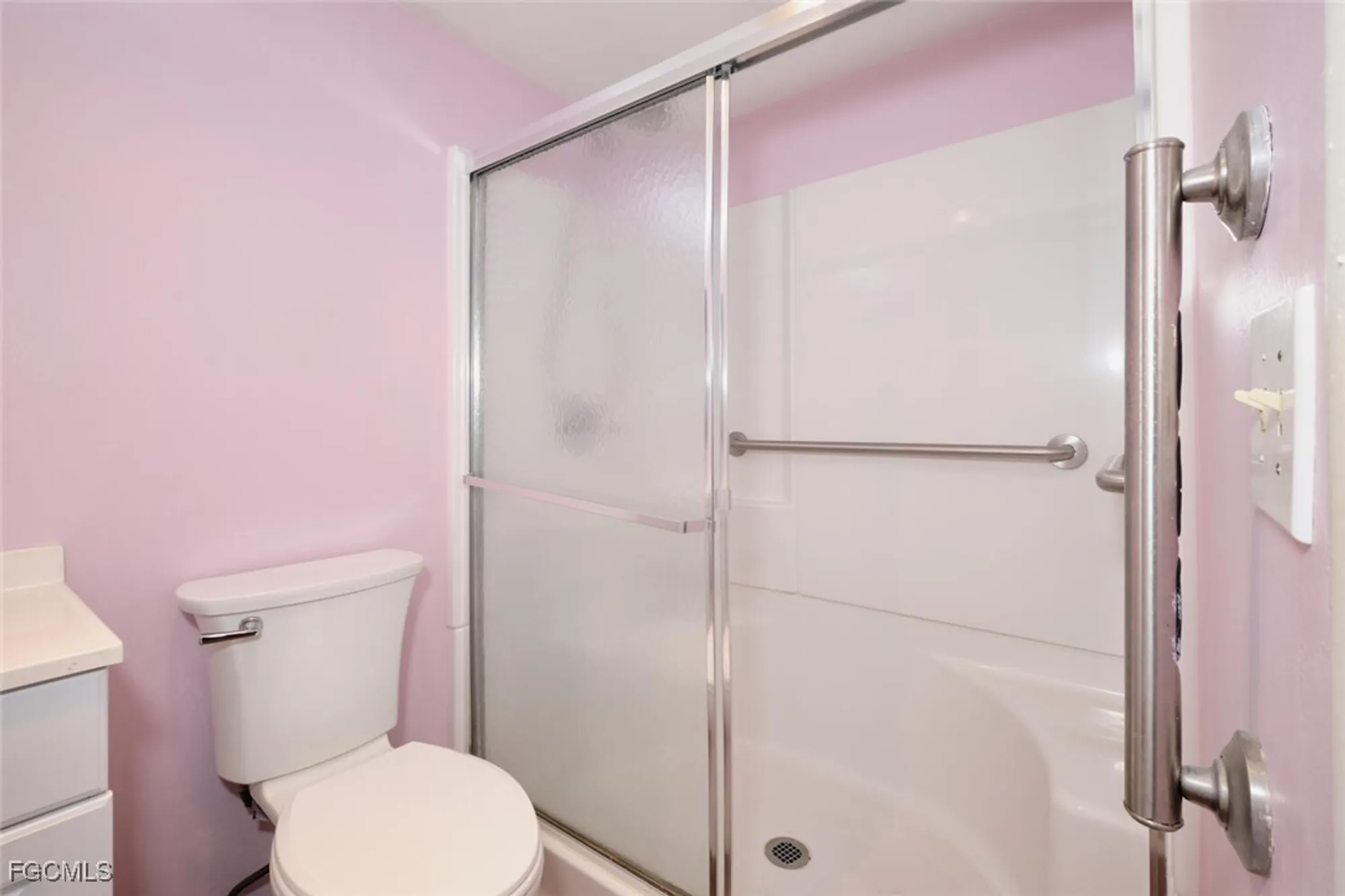 Property Slideshow image 15 of 30 | 1747 pebble beach dr 208, Fort Myers, FL, 33907