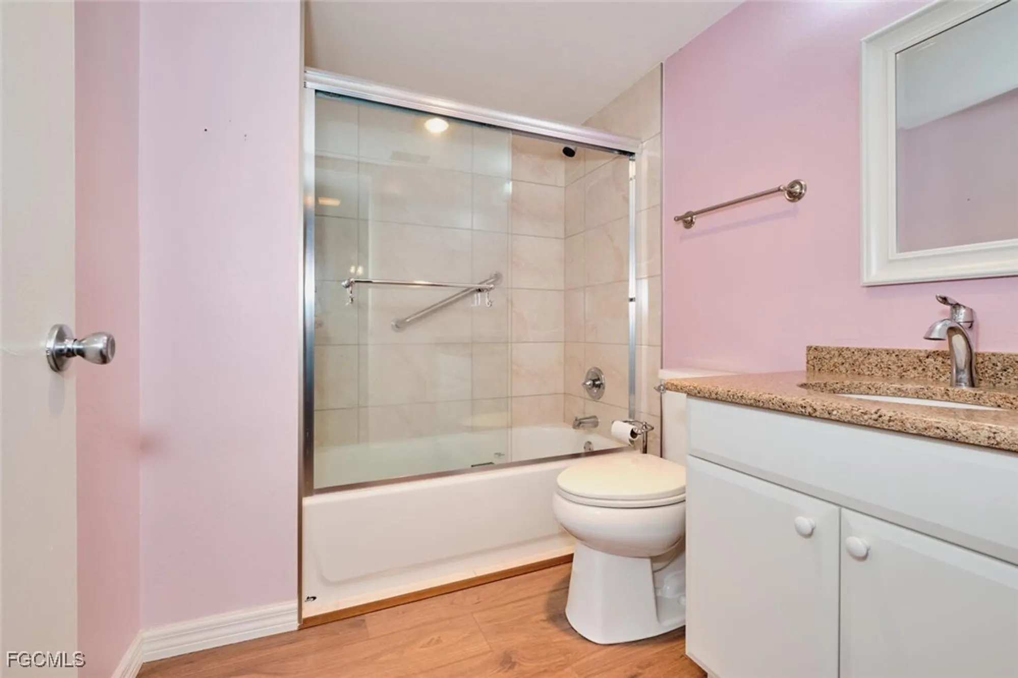 Property Slideshow image 18 of 30 | 1747 pebble beach dr 208, Fort Myers, FL, 33907