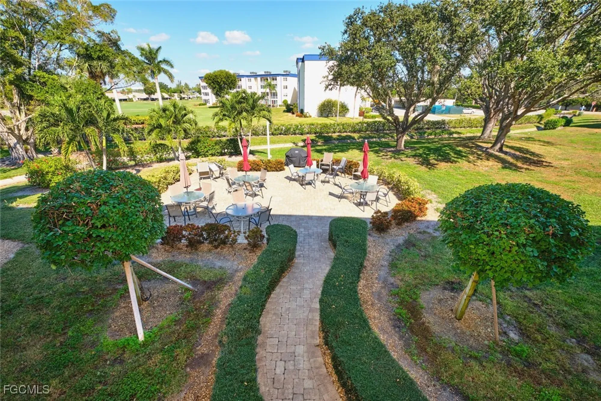 Property Slideshow image 11 of 30 | 1747 pebble beach dr 208, Fort Myers, FL, 33907