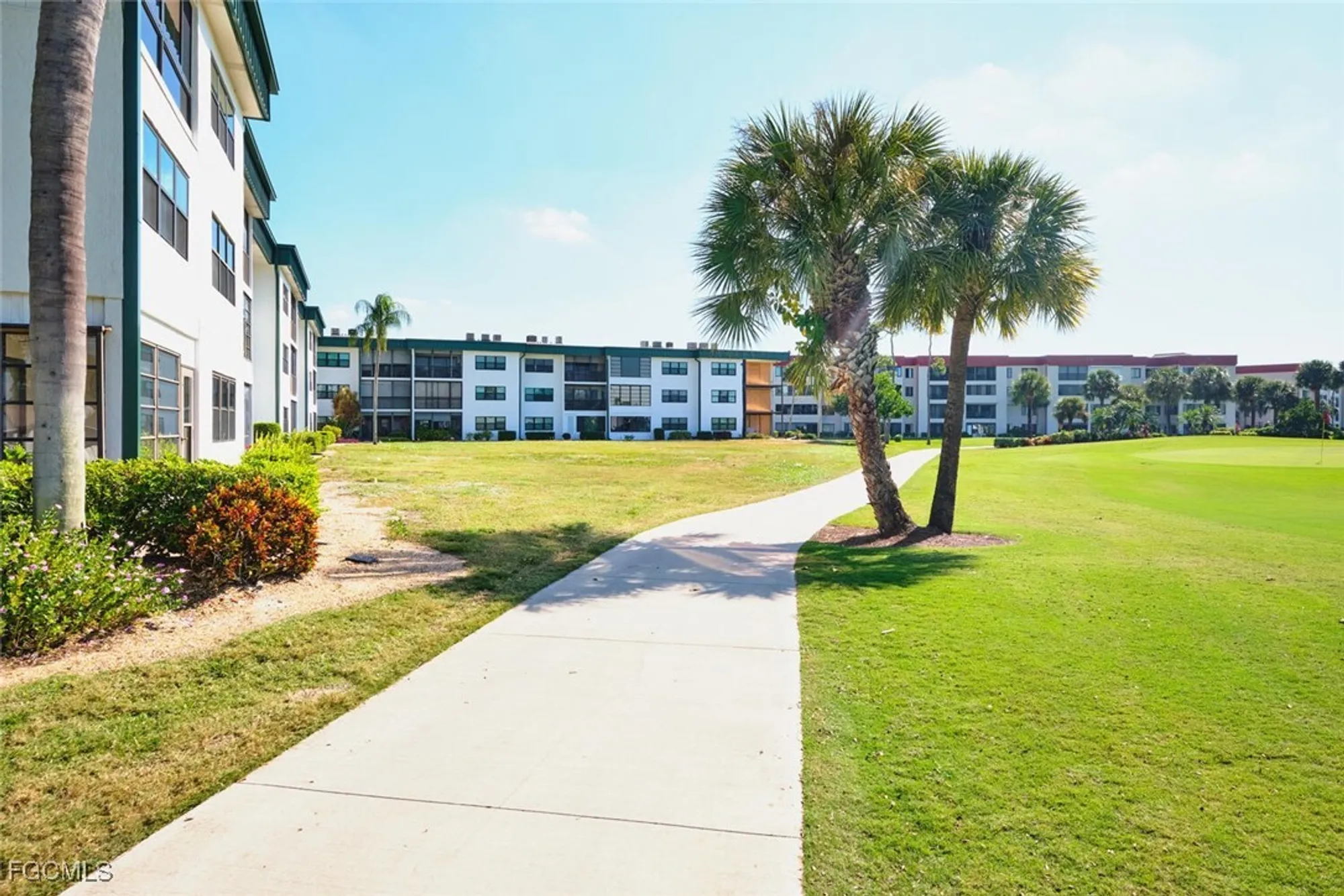 Property Slideshow image 27 of 30 | 1747 pebble beach dr 208, Fort Myers, FL, 33907