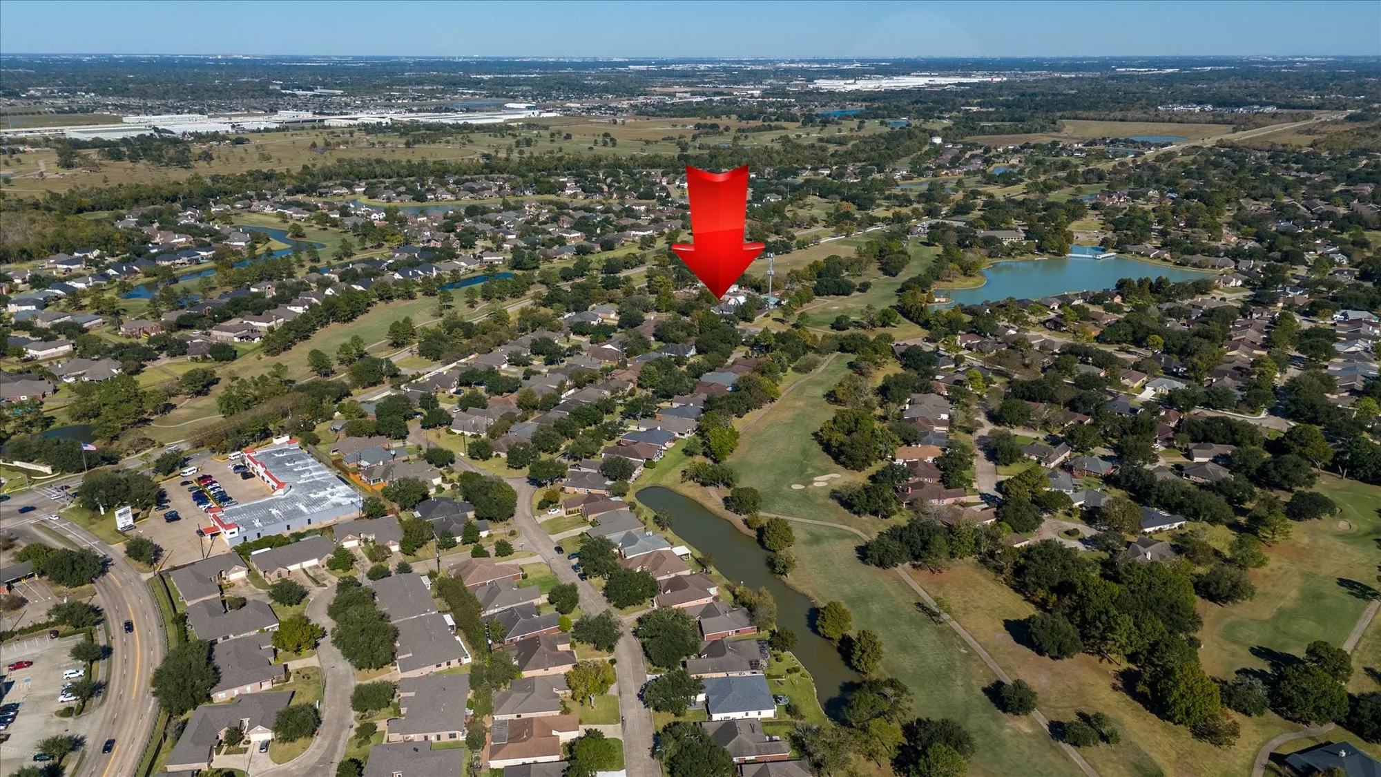 Property Slideshow image 33 of 37 | 611 e larkspur cir, Pearland, TX, 77584