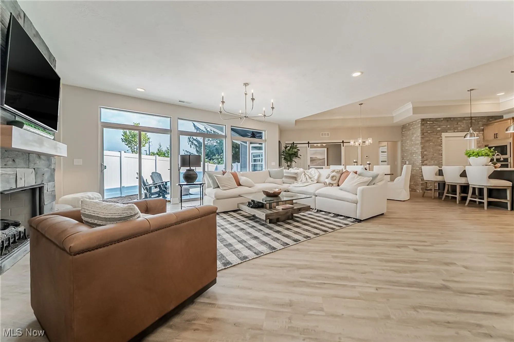 Property Slideshow image 13 of 50 | 5302 charlottes way slip 33, Sheffield Village, OH, 44035