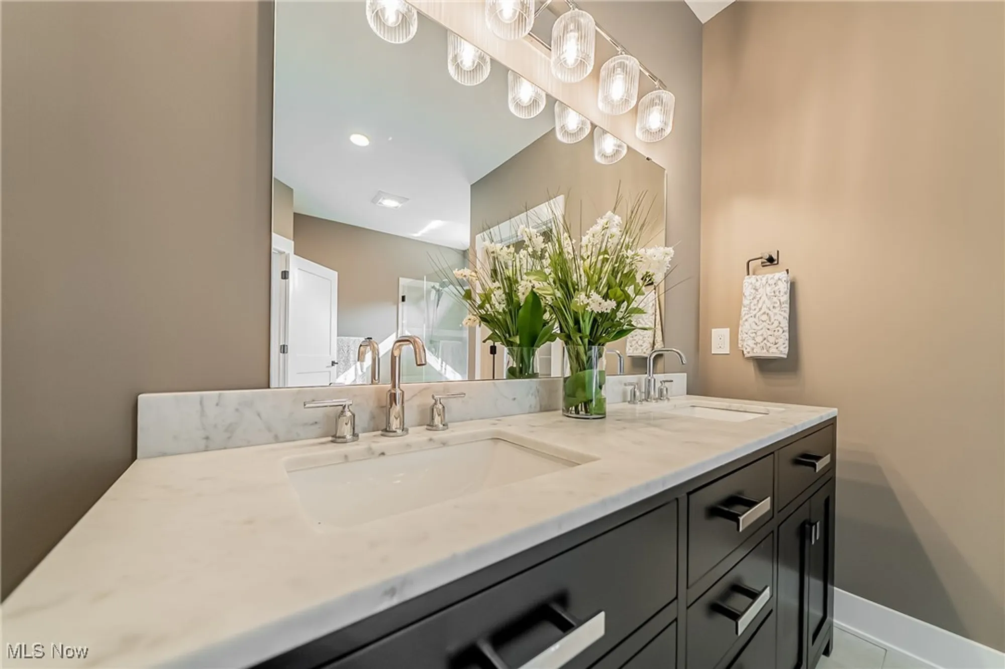 Property Slideshow image 32 of 50 | 5302 charlottes way slip 33, Sheffield Village, OH, 44035