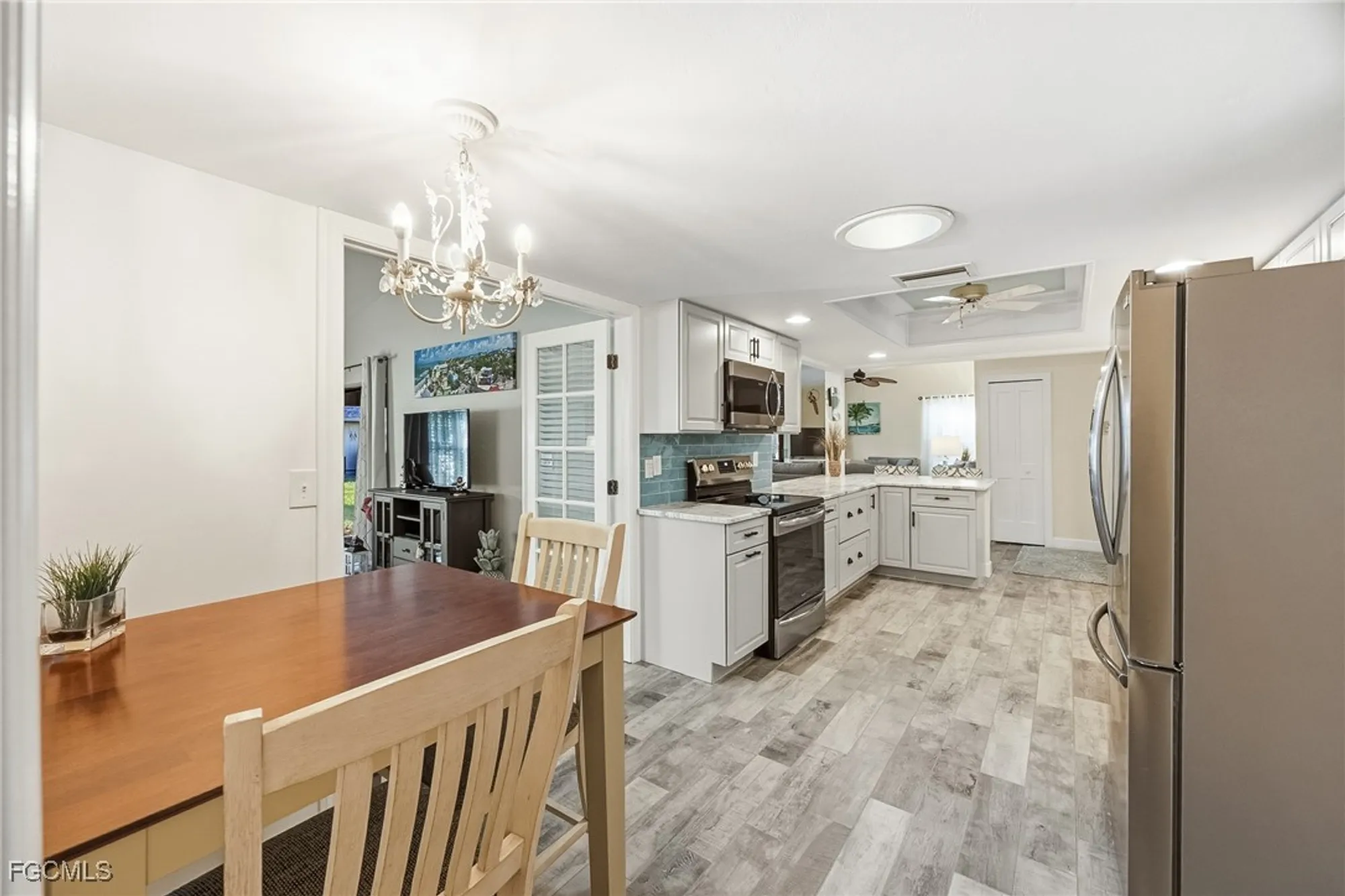 Property Slideshow image 10 of 48 | 11235 caravel cir, Fort Myers, FL, 33908