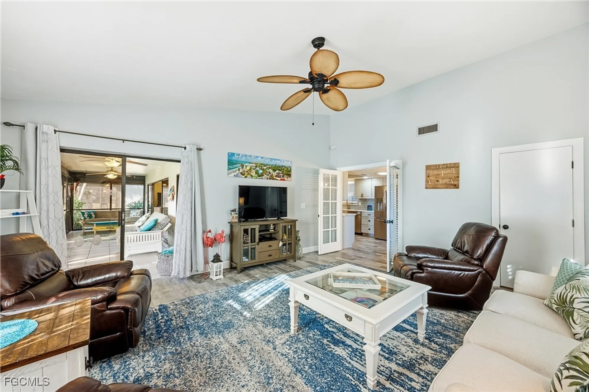 Property Slideshow image 4 of 48 | 11235 caravel cir, Fort Myers, FL, 33908