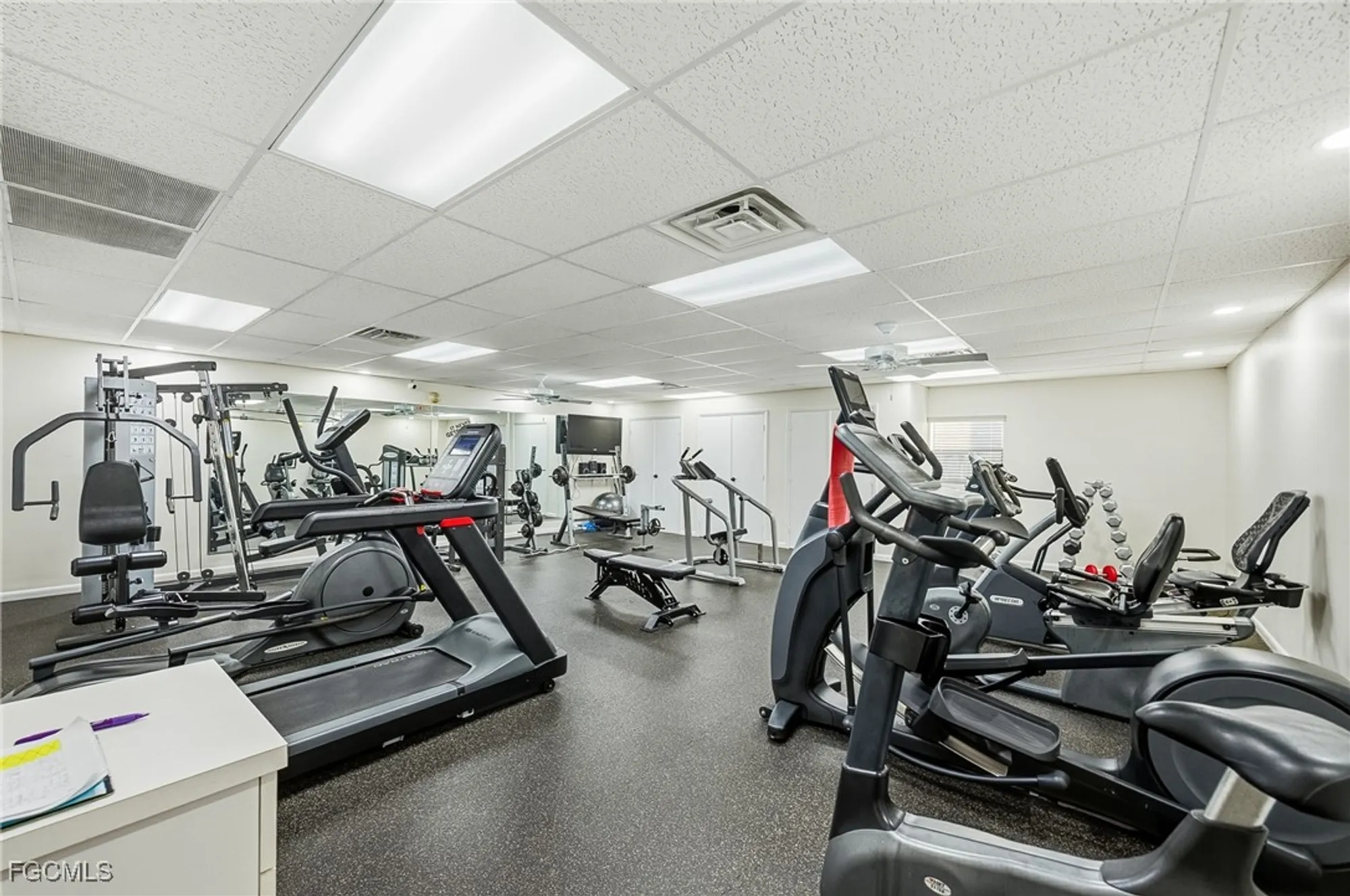 Property Slideshow image 42 of 48 | 11235 caravel cir, Fort Myers, FL, 33908