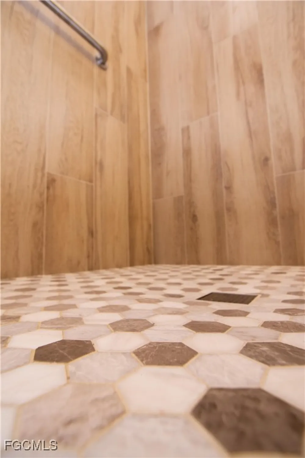 Property Slideshow image 15 of 46 | 10014 sky view way apt 606, Fort Myers, FL, 33913