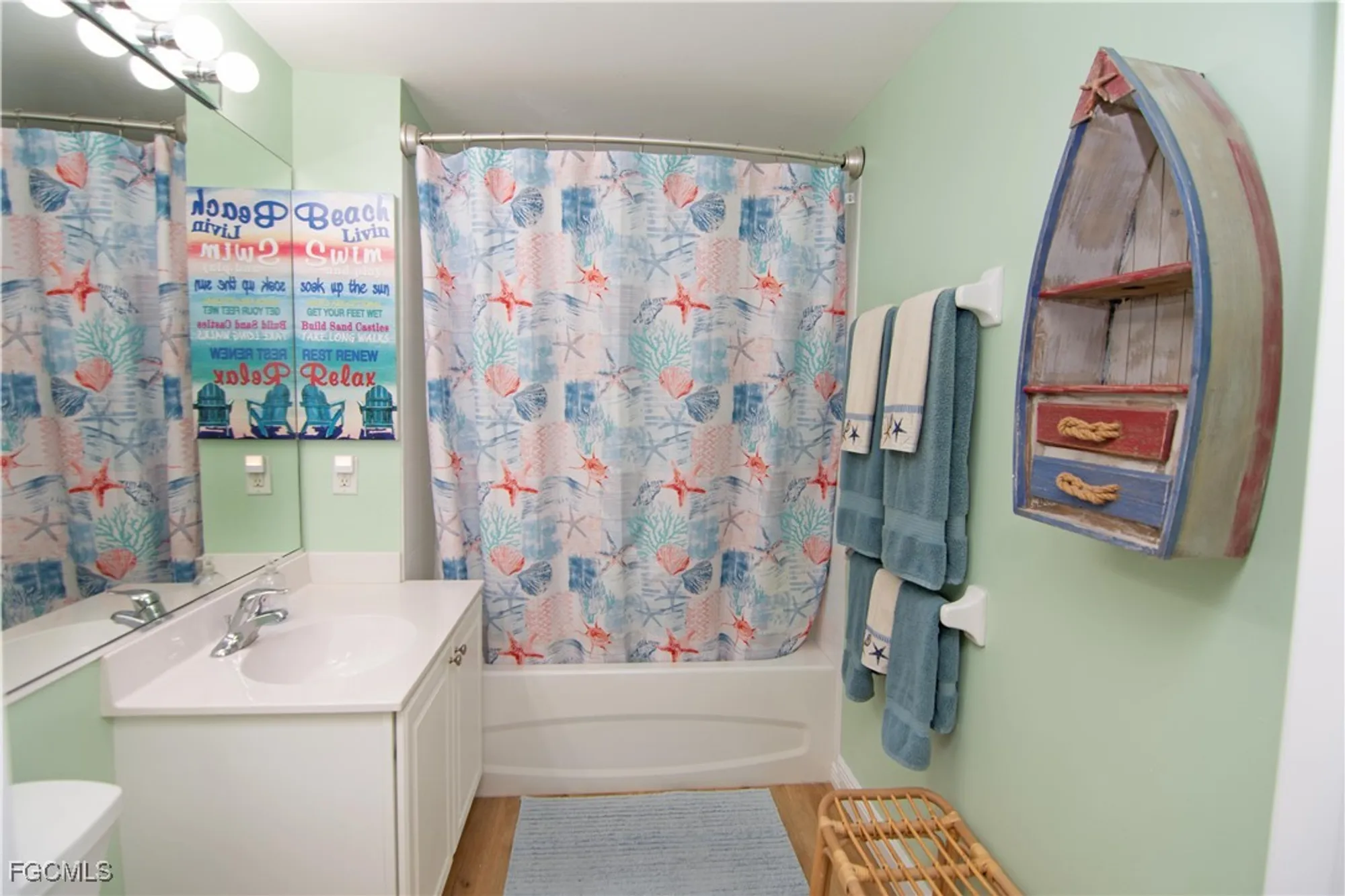 Property Slideshow image 19 of 46 | 10014 sky view way apt 606, Fort Myers, FL, 33913