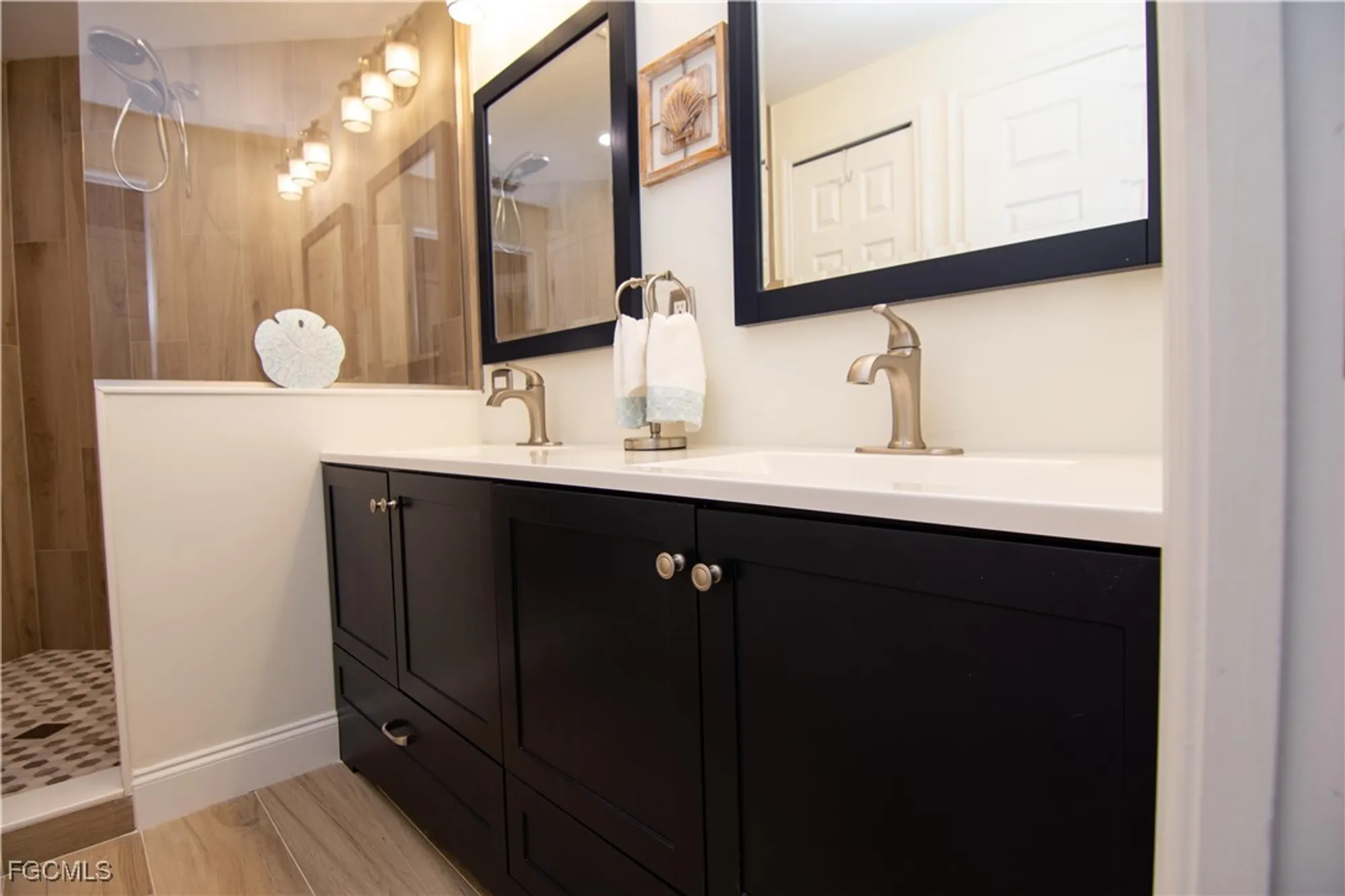 Property Slideshow image 13 of 46 | 10014 sky view way apt 606, Fort Myers, FL, 33913