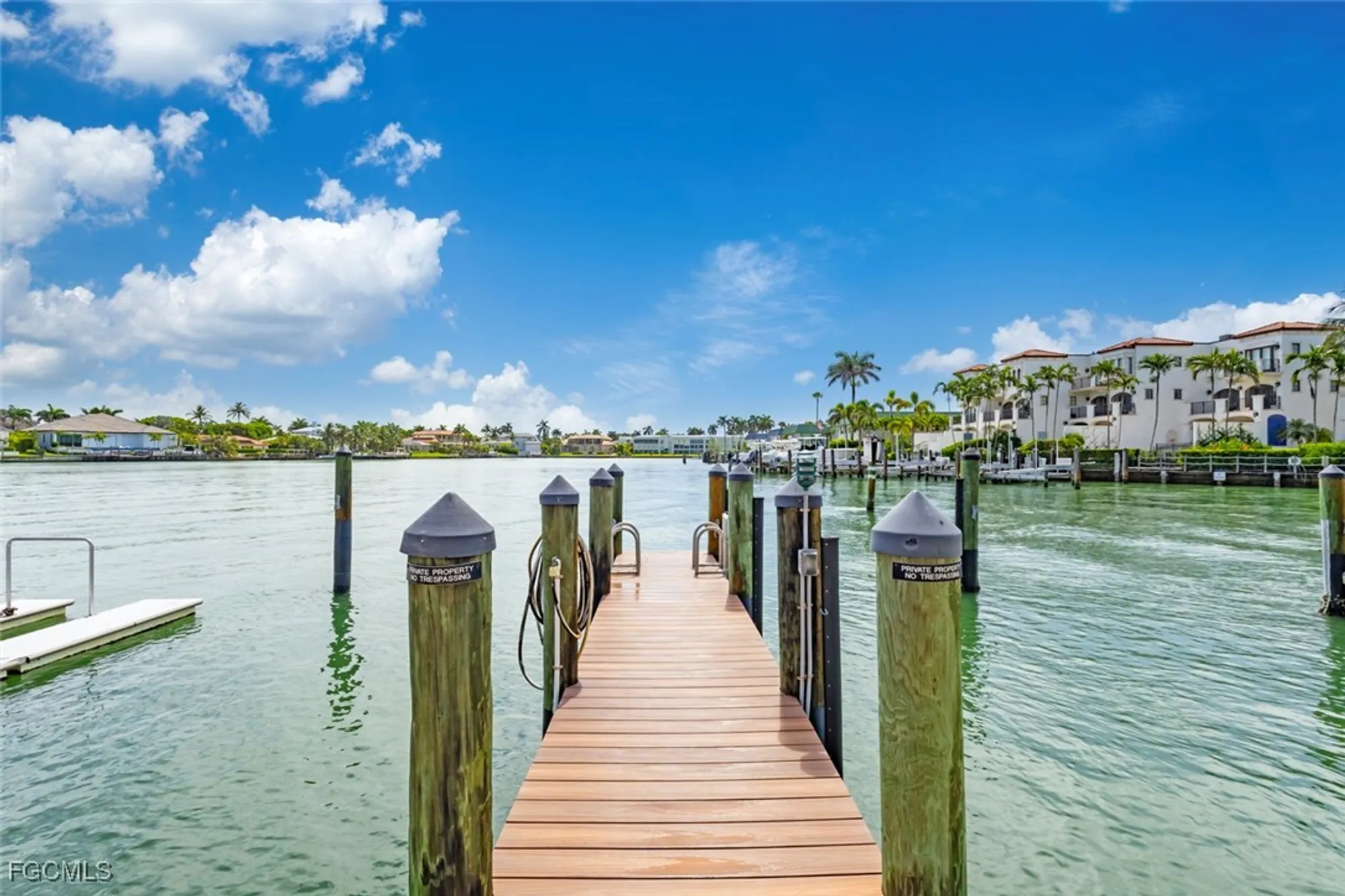 Property Slideshow image 29 of 38 | 2900 gulf shore blvd 111, Naples, FL, 34103