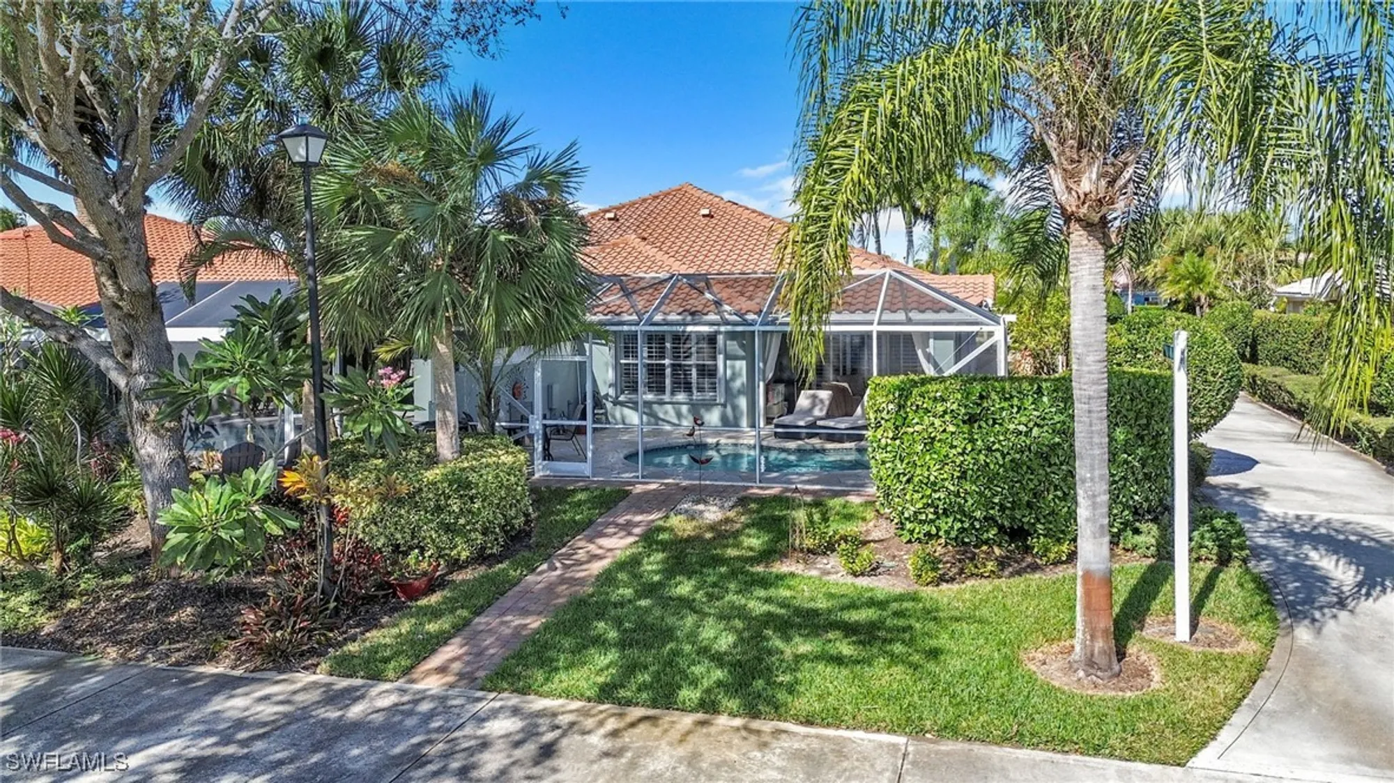 Property Slideshow image 8 of 38 | 7689 novara ct, Naples, FL, 34114