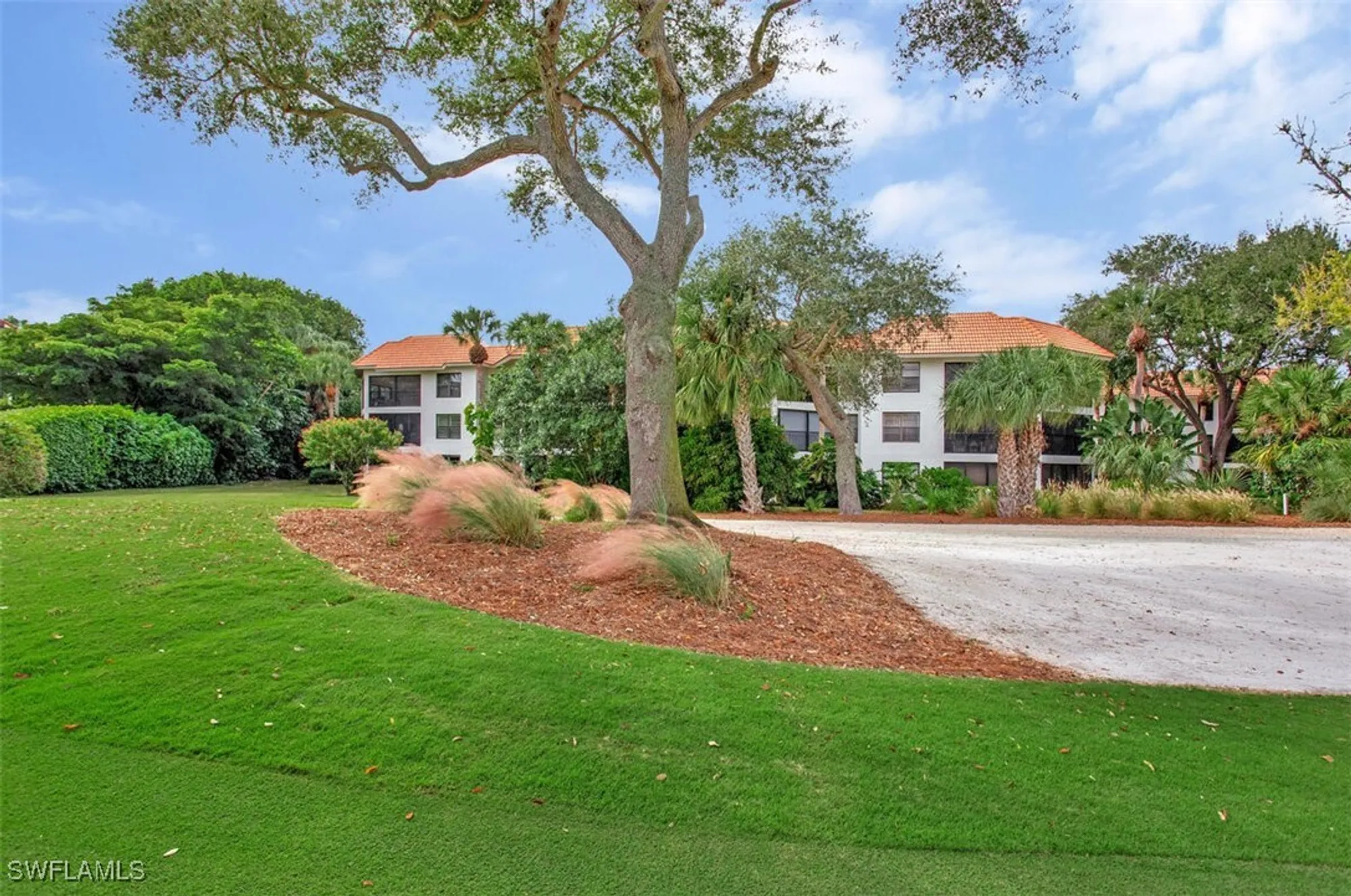 Property Slideshow image 1 of 41 | 5880 via lugano 201, Naples, FL, 34108