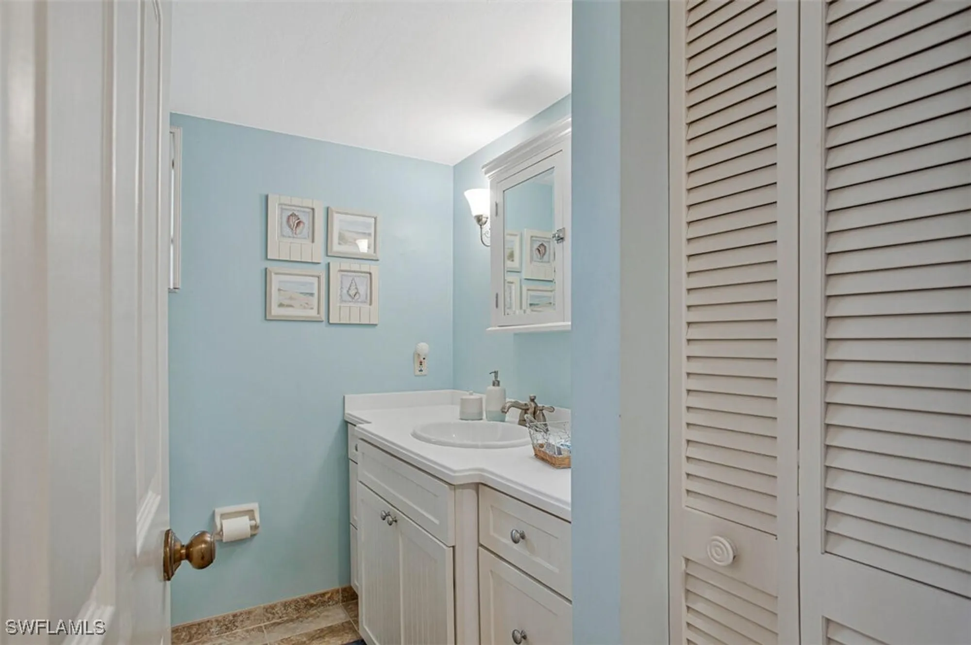 Property Slideshow image 28 of 41 | 5880 via lugano 201, Naples, FL, 34108