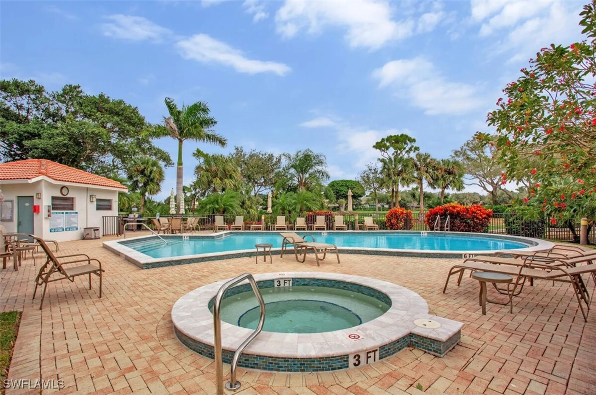 Property Slideshow image 35 of 41 | 5880 via lugano 201, Naples, FL, 34108