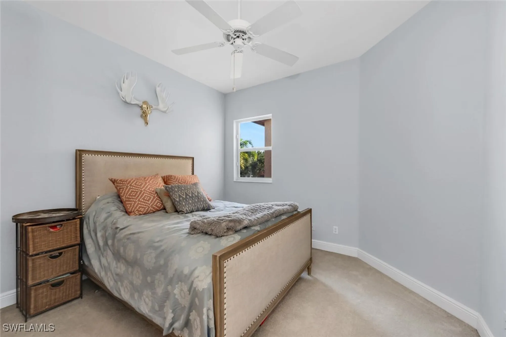 Property Slideshow image 15 of 20 | 608 vintage reserve ln # 24c, Naples, FL, 34119