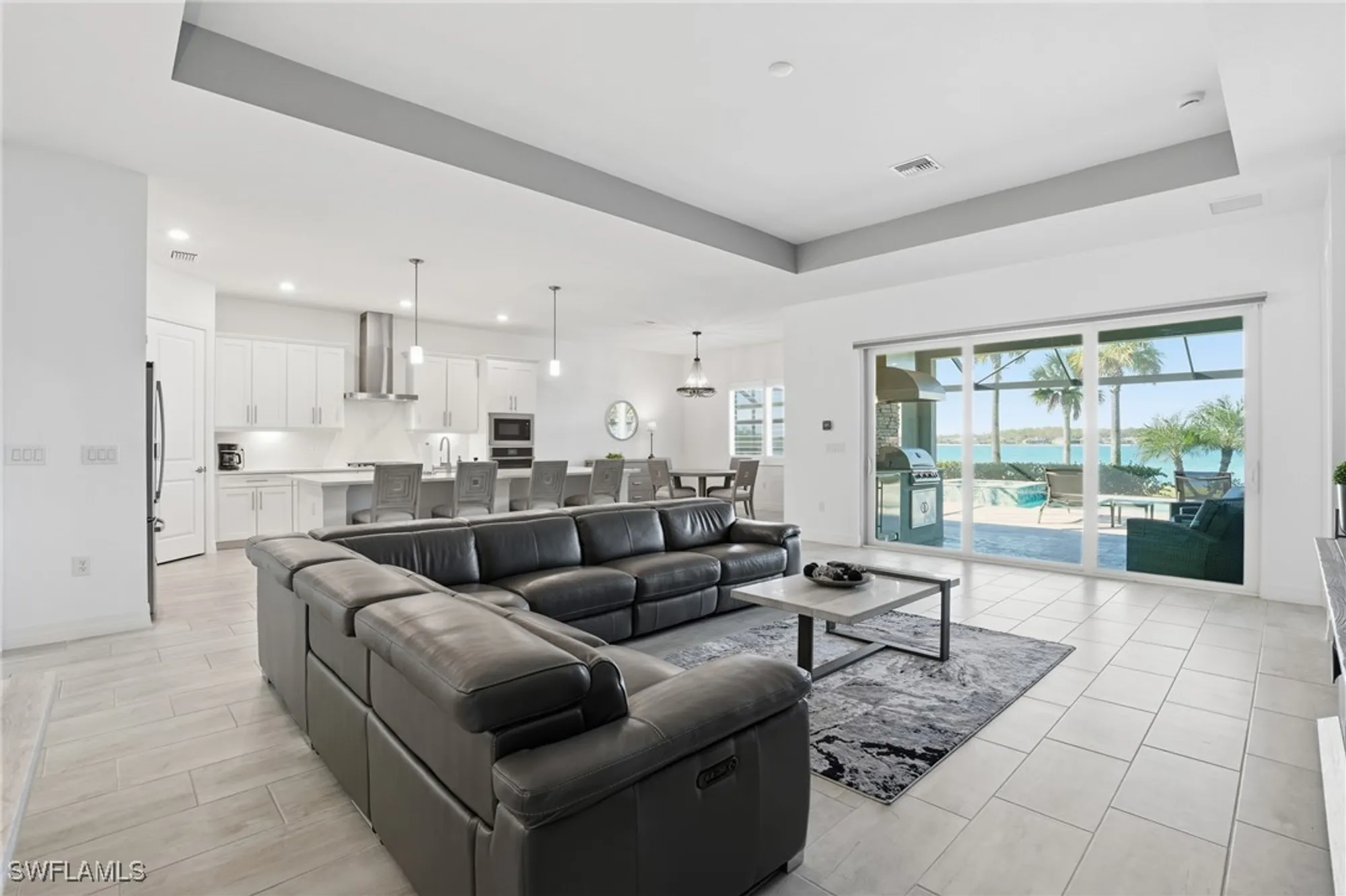 Property Slideshow image 11 of 50 | 13686 blue bay cir, Fort Myers, FL, 33913