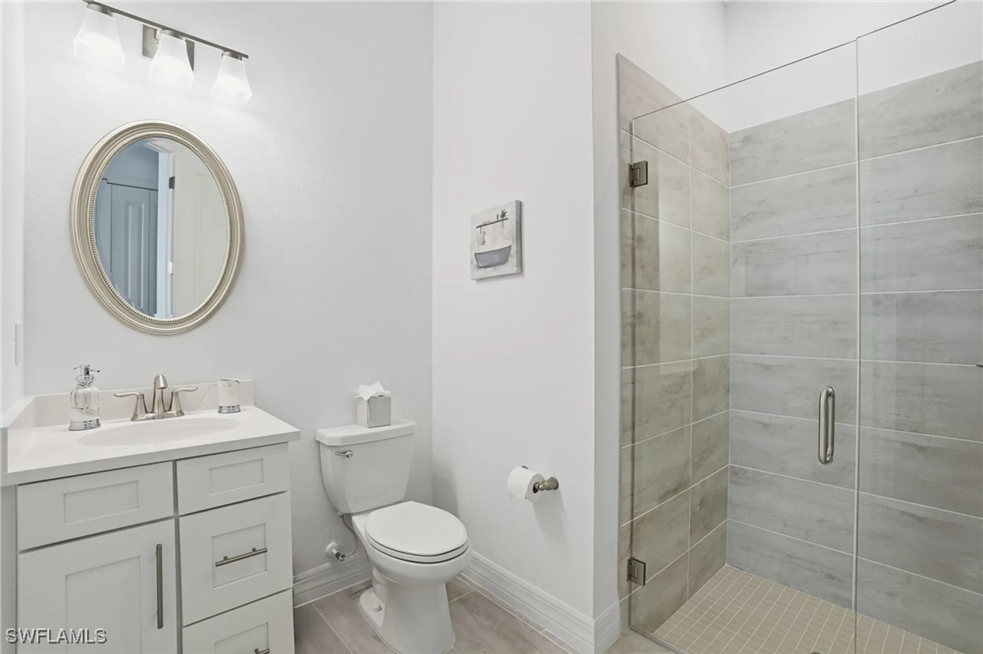 Property Slideshow image 32 of 50 | 13686 blue bay cir, Fort Myers, FL, 33913