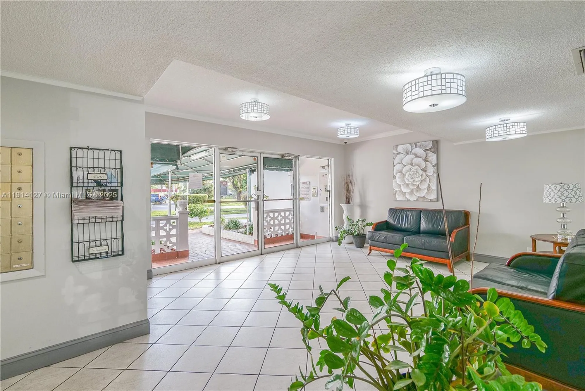 Property Slideshow image 18 of 34 | 4751 nw 21st st 515, Lauderhill, FL, 33313
