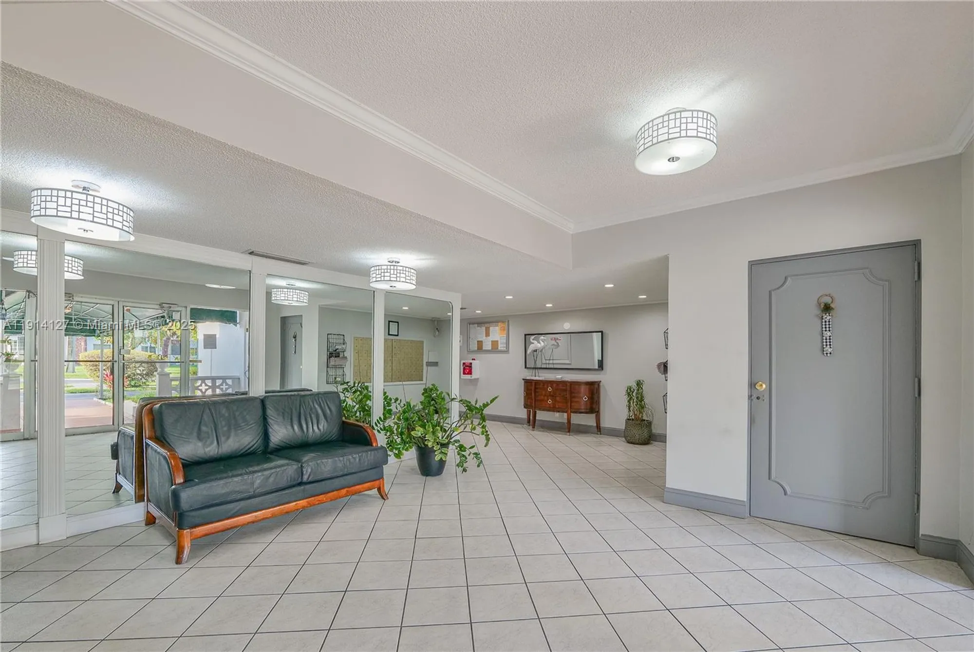 Property Slideshow image 19 of 34 | 4751 nw 21st st 515, Lauderhill, FL, 33313