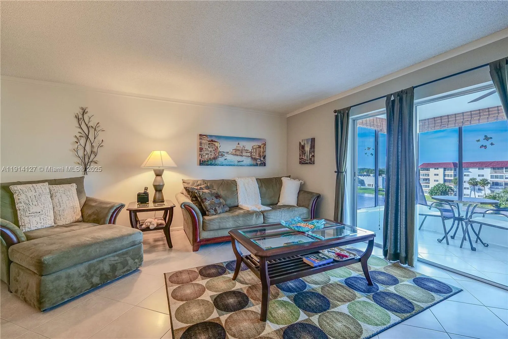 Property Slideshow image 6 of 34 | 4751 nw 21st st 515, Lauderhill, FL, 33313