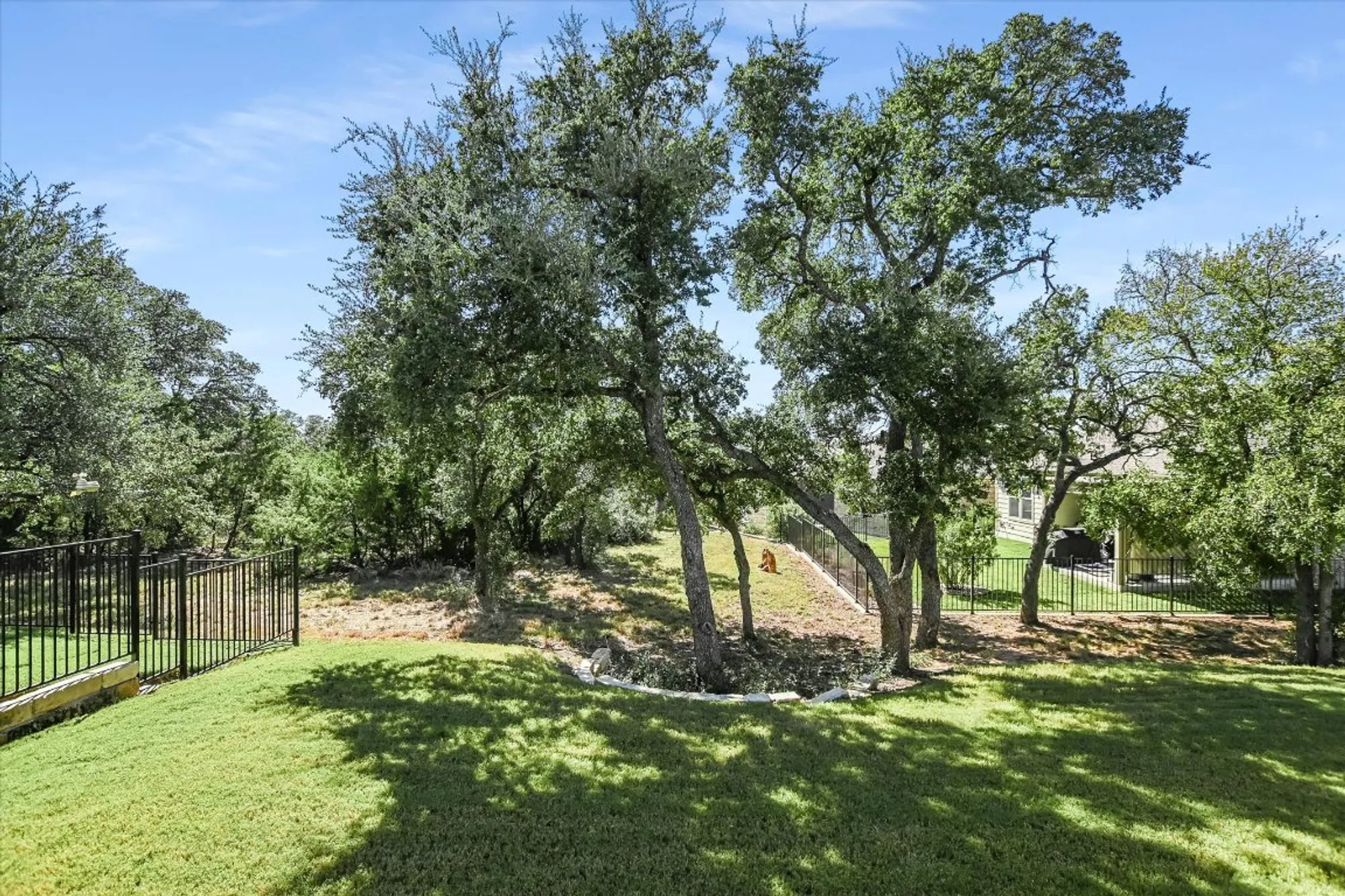 Property Slideshow image 26 of 32 | 811 saratoga ln, Georgetown, TX, 78633