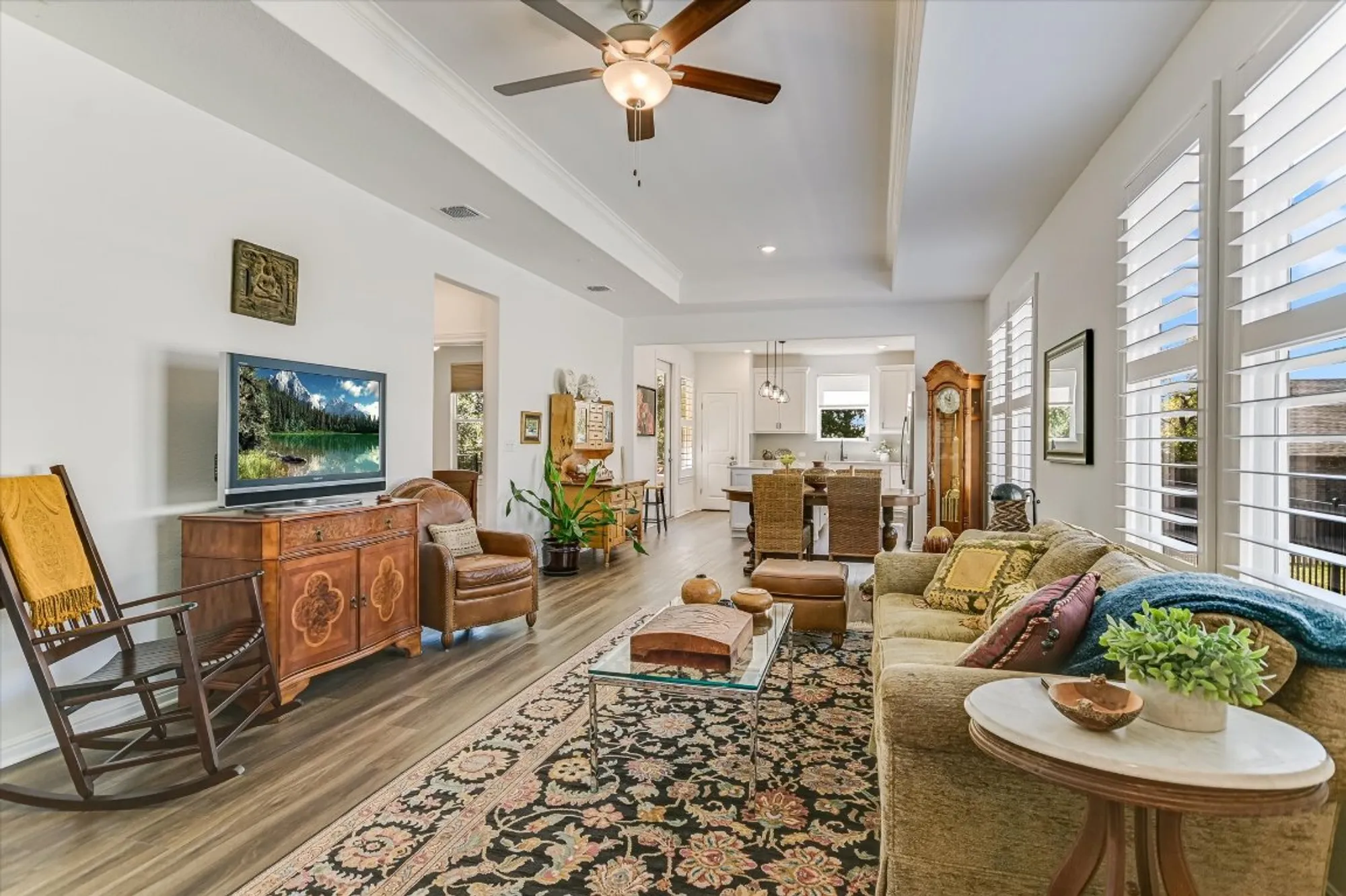 Property Slideshow image 9 of 32 | 811 saratoga ln, Georgetown, TX, 78633