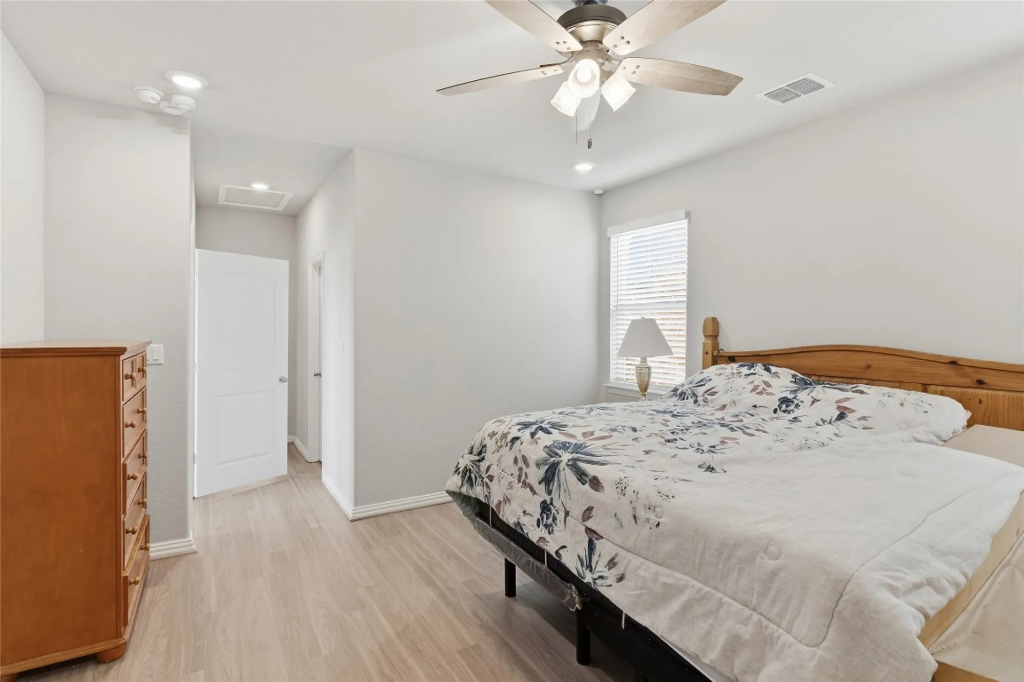 Property Slideshow image 15 of 30 | 605 jaboncillo st, New Braunfels, TX, 78132