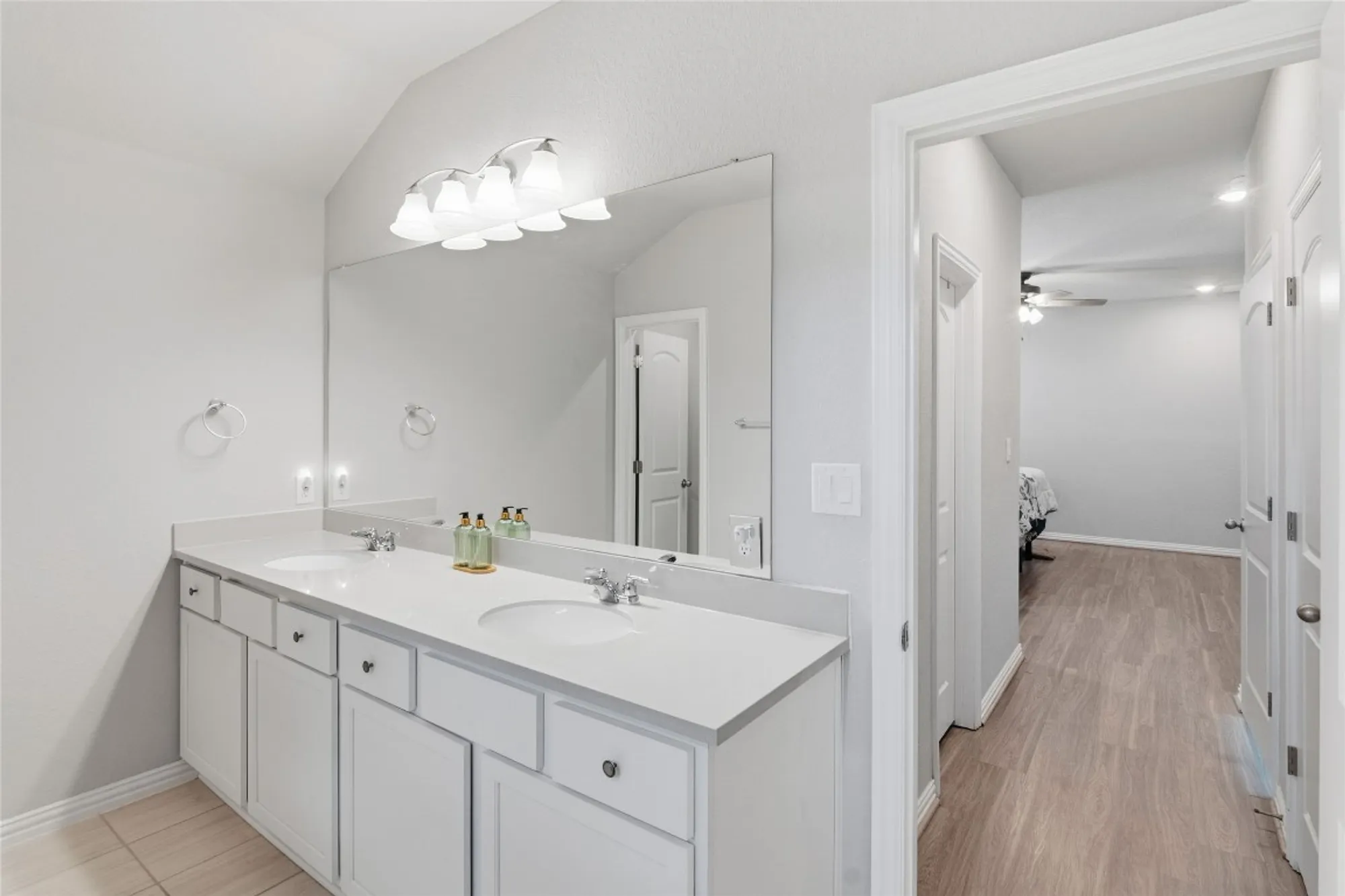 Property Slideshow image 16 of 30 | 605 jaboncillo st, New Braunfels, TX, 78132