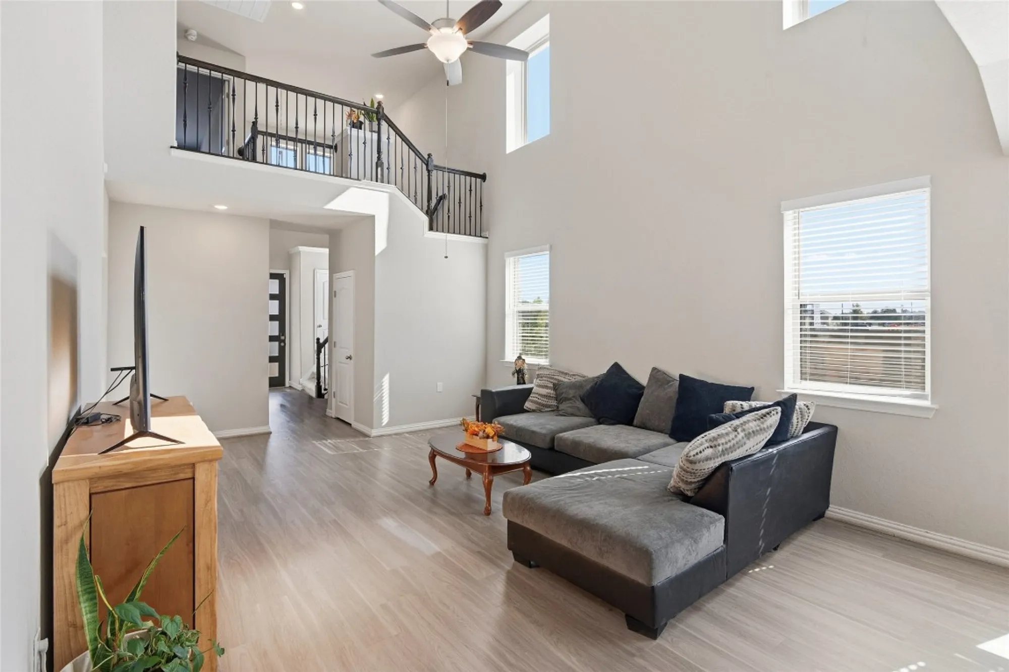 Property Slideshow image 10 of 30 | 605 jaboncillo st, New Braunfels, TX, 78132