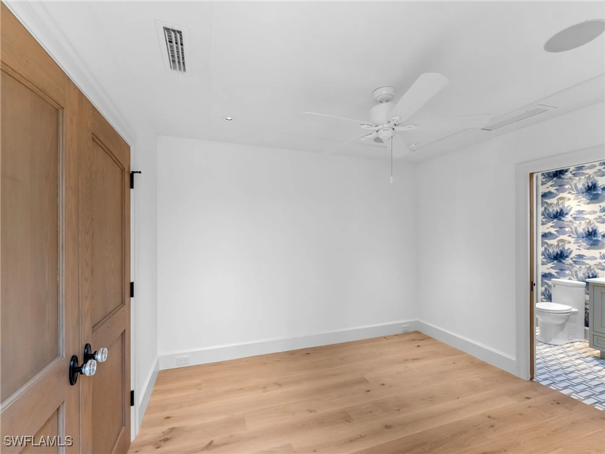 Property Slideshow image 12 of 34 | 572 tierra mar ln # 19, Naples, FL, 34108