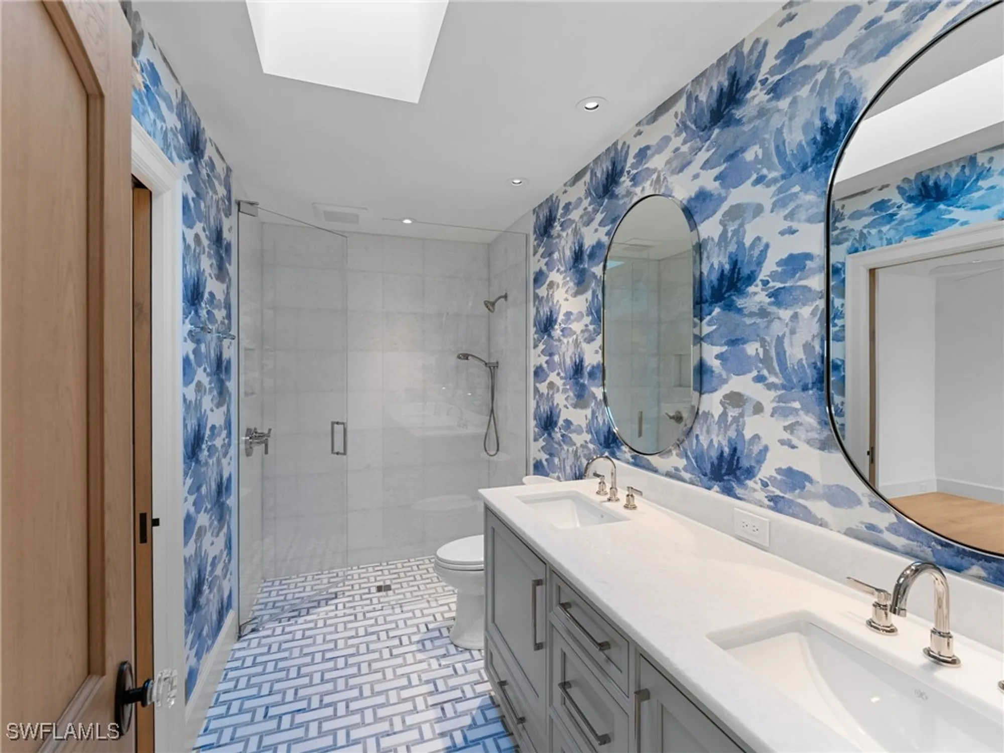 Property Slideshow image 13 of 34 | 572 tierra mar ln # 19, Naples, FL, 34108