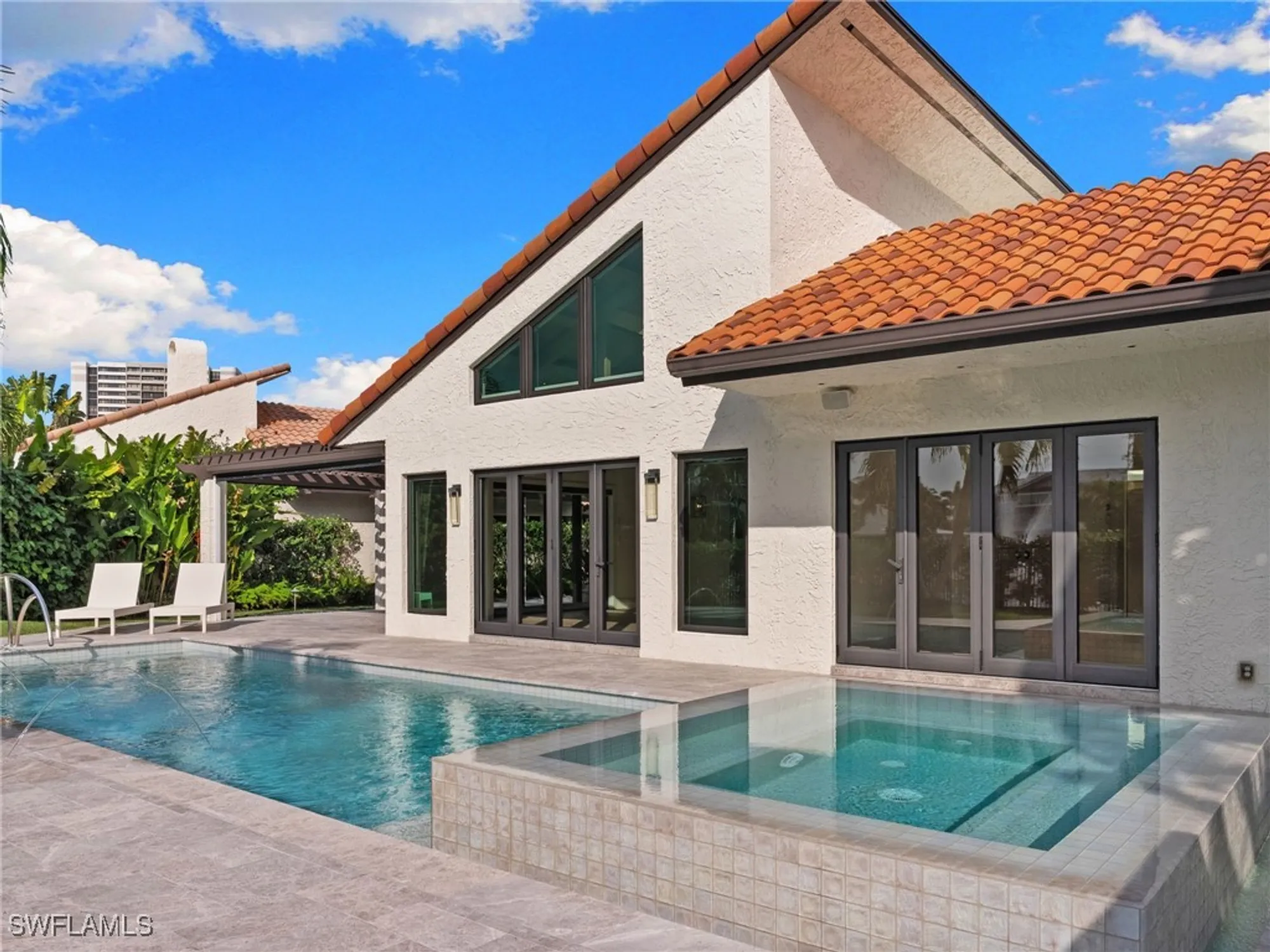 Property Slideshow image 29 of 34 | 572 tierra mar ln # 19, Naples, FL, 34108