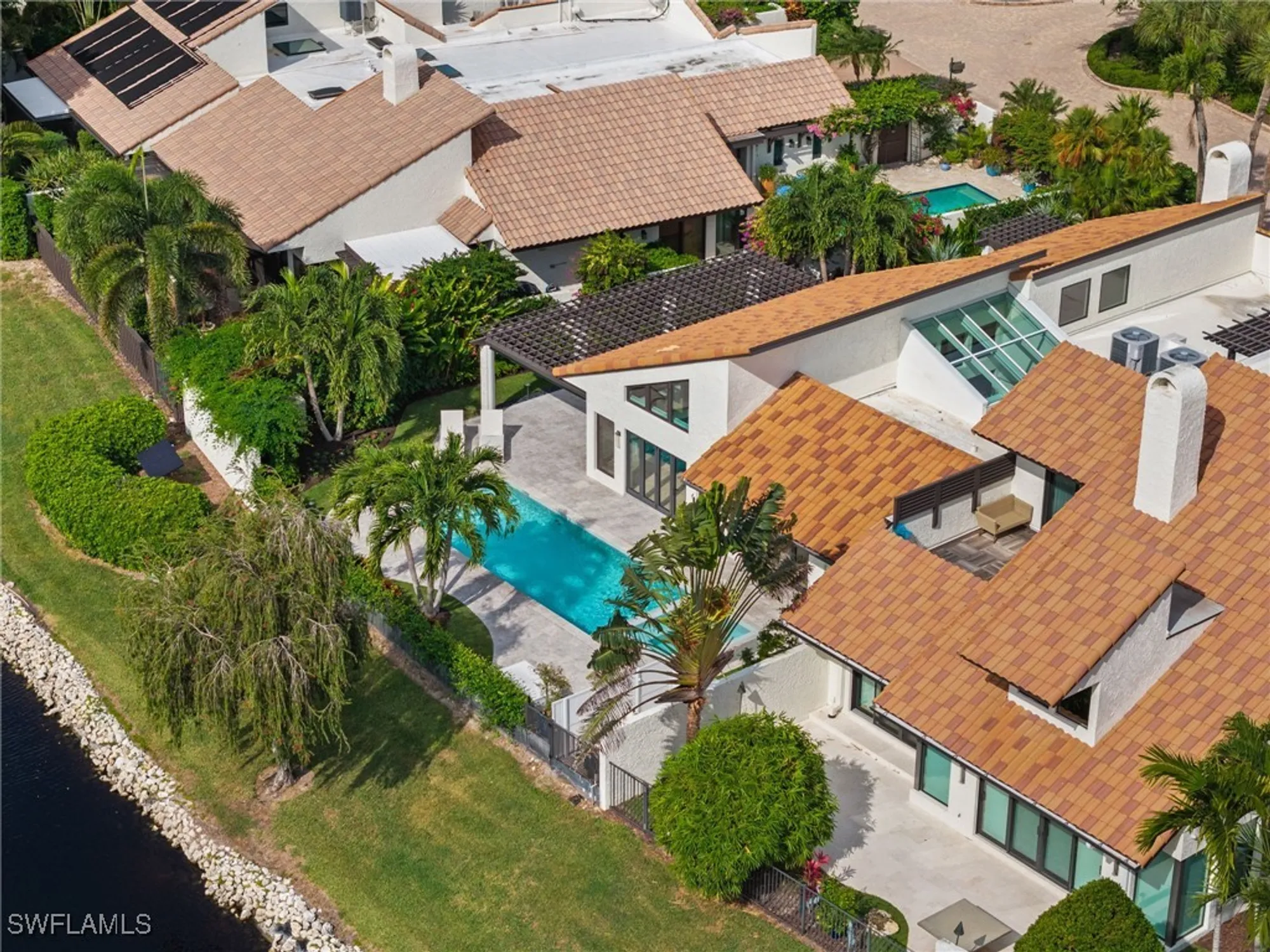 Property Slideshow image 31 of 34 | 572 tierra mar ln # 19, Naples, FL, 34108