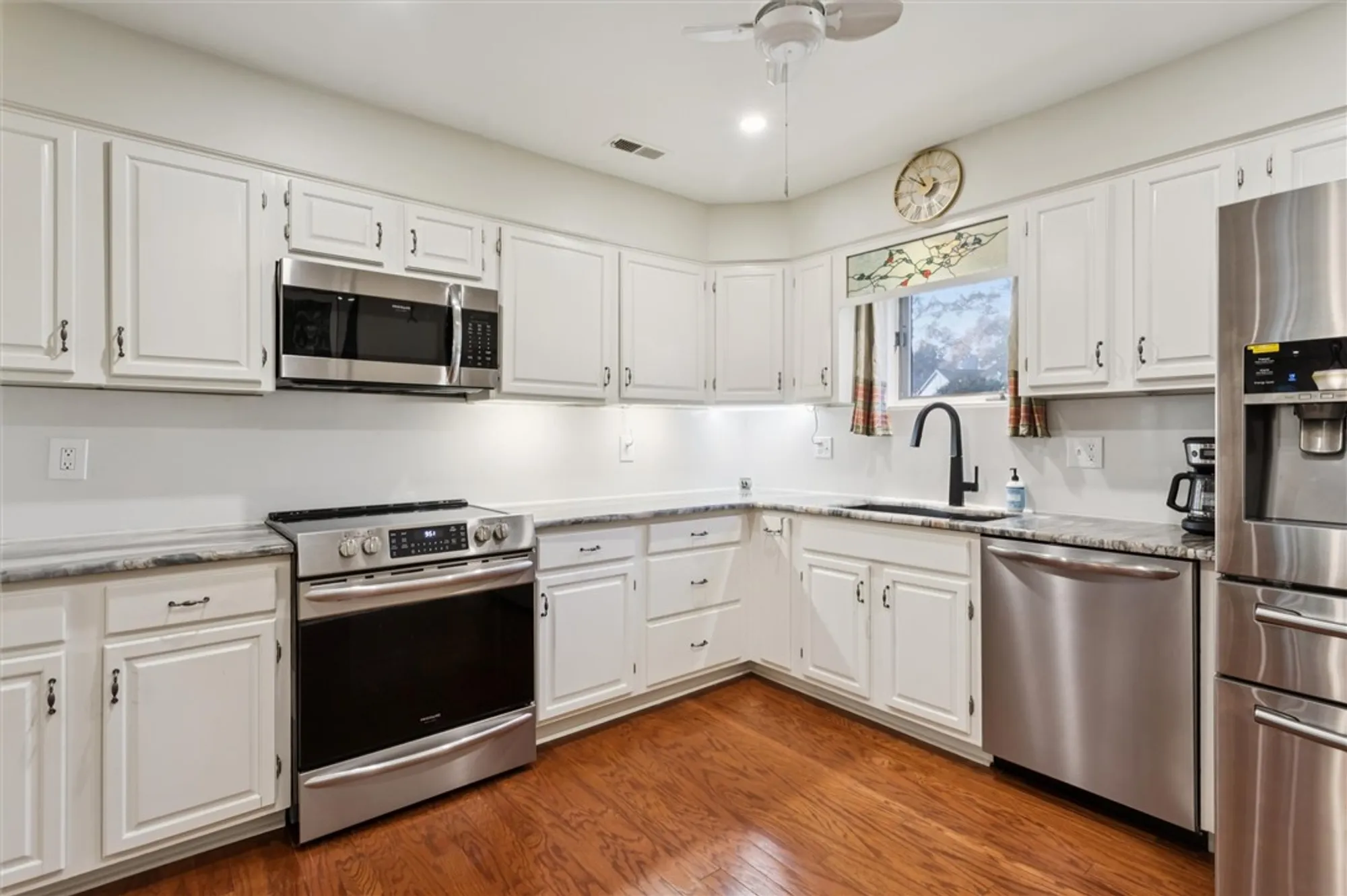 Property Slideshow image 12 of 49 | 245 archers mead, Williamsburg, VA, 23185