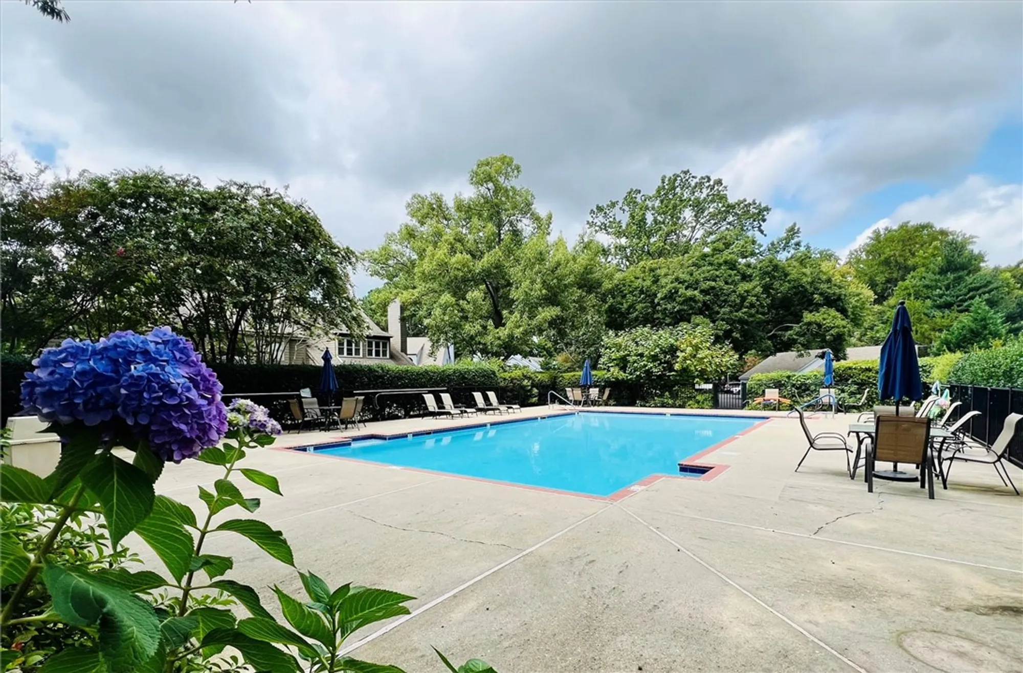 Property Slideshow image 47 of 49 | 245 archers mead, Williamsburg, VA, 23185