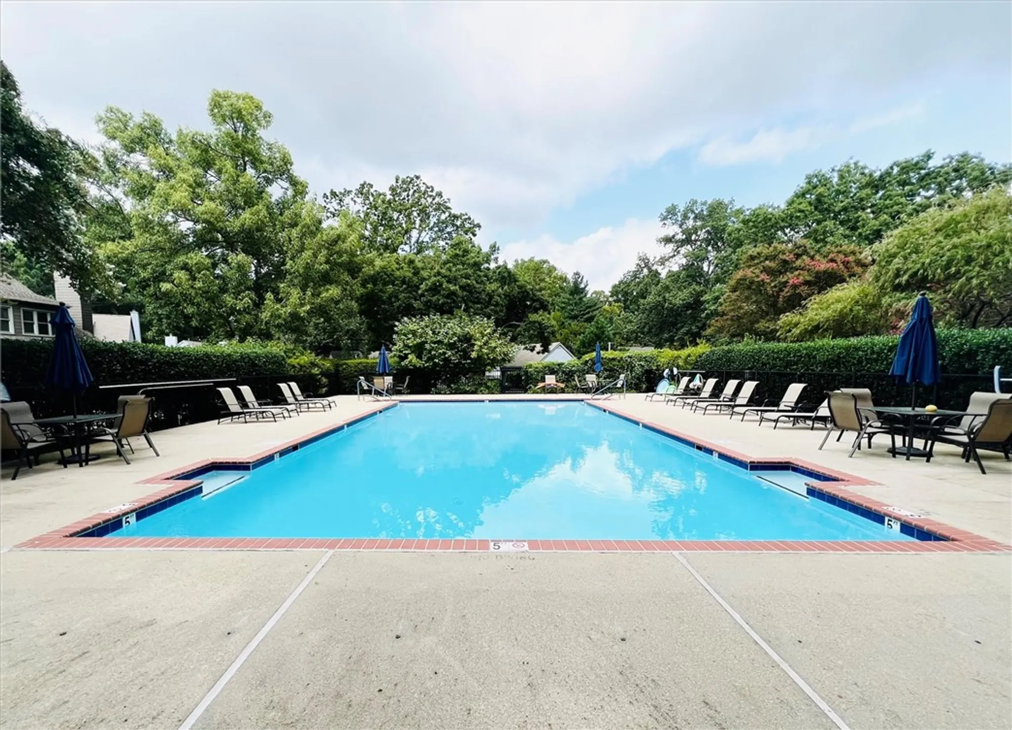 Property Slideshow image 48 of 49 | 245 archers mead, Williamsburg, VA, 23185