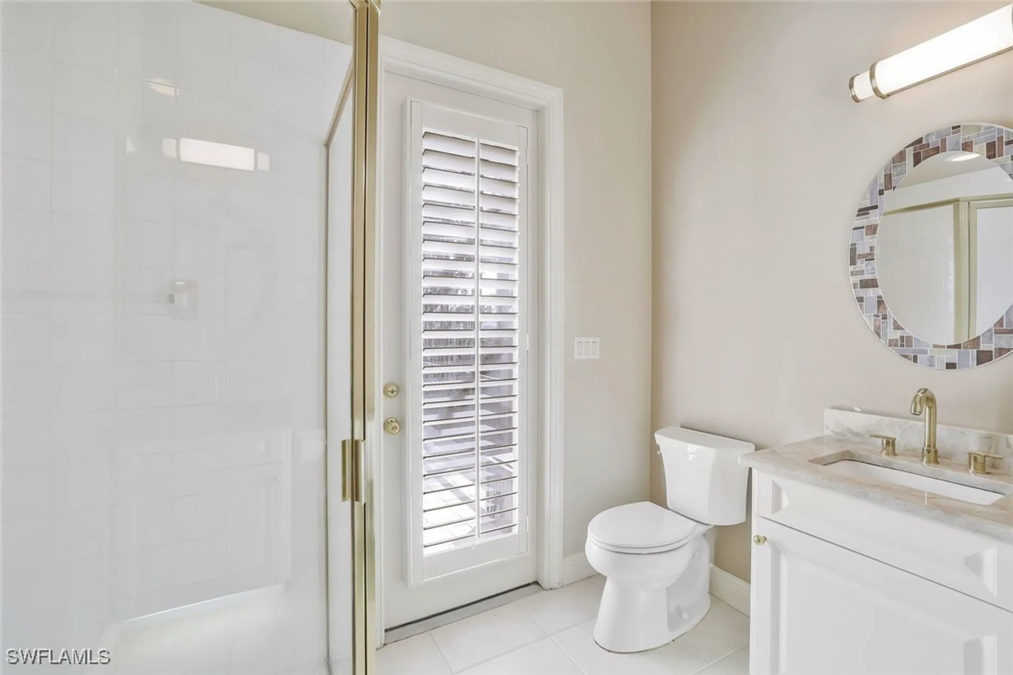 Property Slideshow image 12 of 29 | 910 villa florenza dr, Naples, FL, 34119