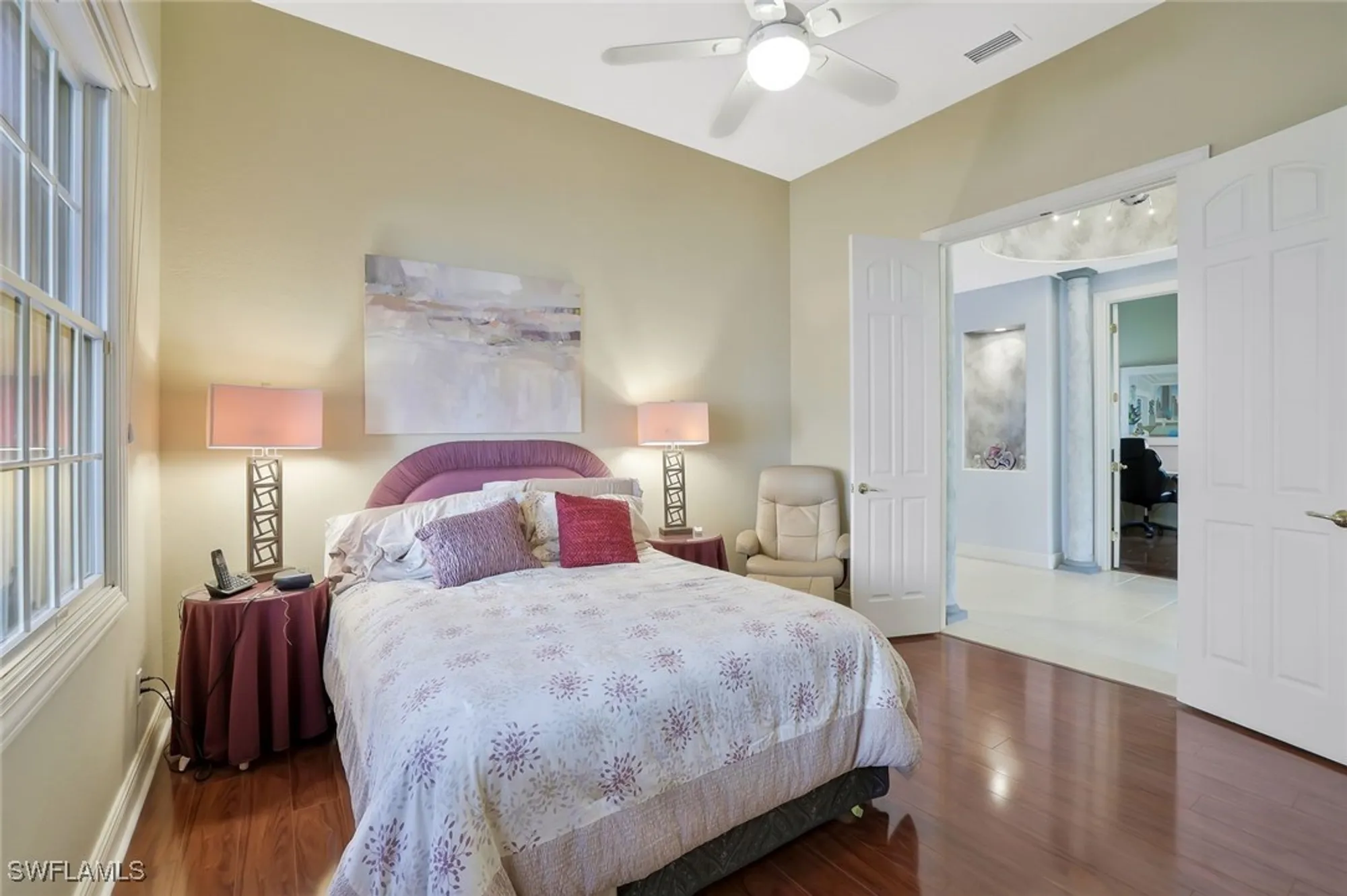 Property Slideshow image 13 of 29 | 910 villa florenza dr, Naples, FL, 34119