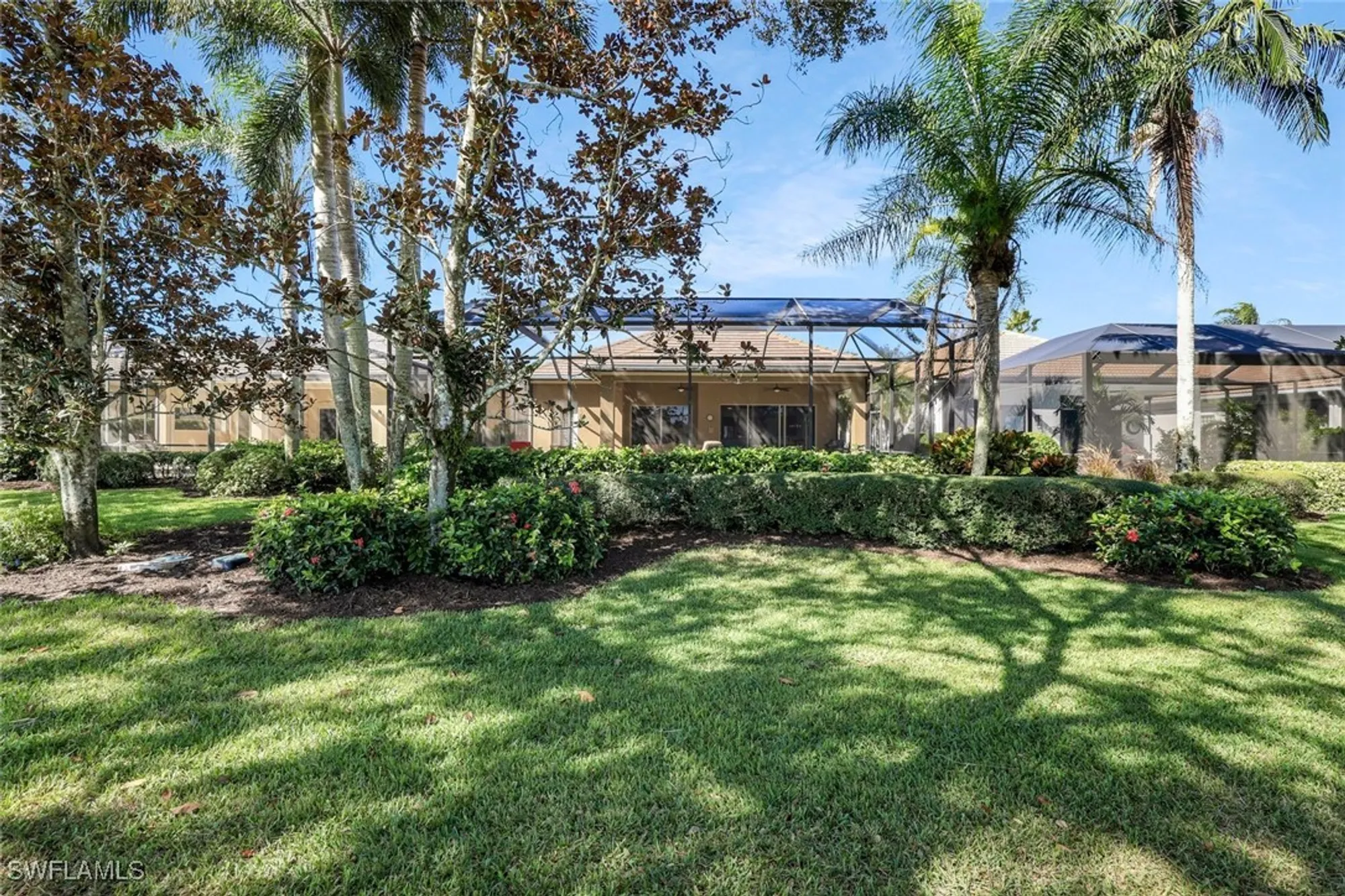 Property Slideshow image 24 of 29 | 910 villa florenza dr, Naples, FL, 34119