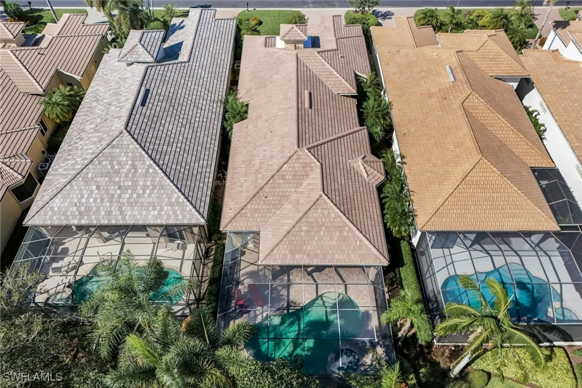 Property Slideshow image 25 of 29 | 910 villa florenza dr, Naples, FL, 34119