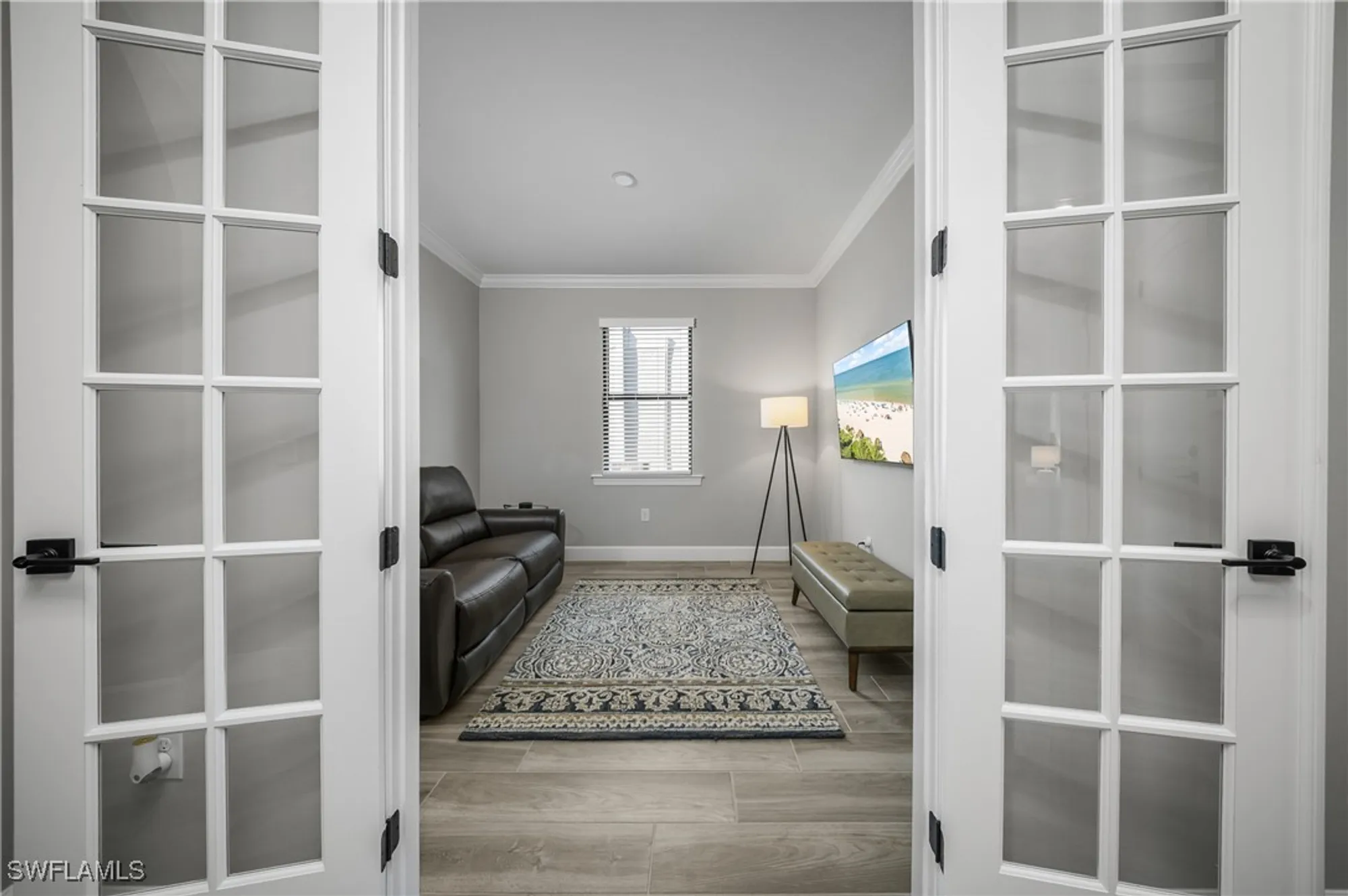 Property Slideshow image 18 of 48 | 19228 aqua shore dr, Fort Myers, FL, 33913