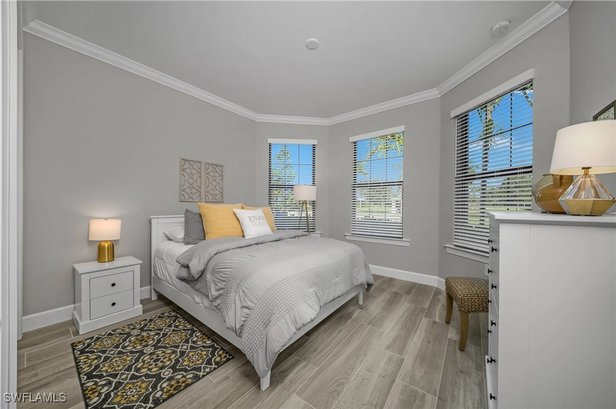 Property Slideshow image 31 of 48 | 19228 aqua shore dr, Fort Myers, FL, 33913