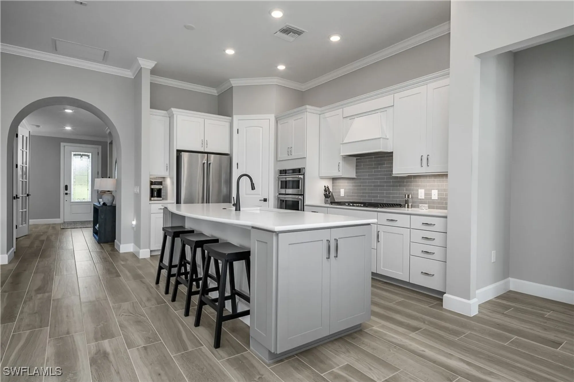 Property Slideshow image 8 of 48 | 19228 aqua shore dr, Fort Myers, FL, 33913