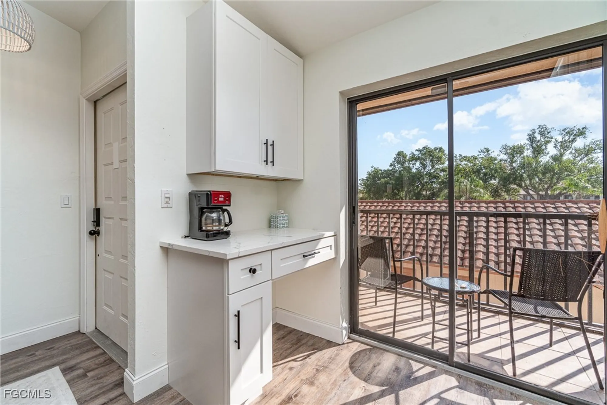 Property Slideshow image 15 of 28 | 13120 cross creek blvd 208, Fort Myers, FL, 33912