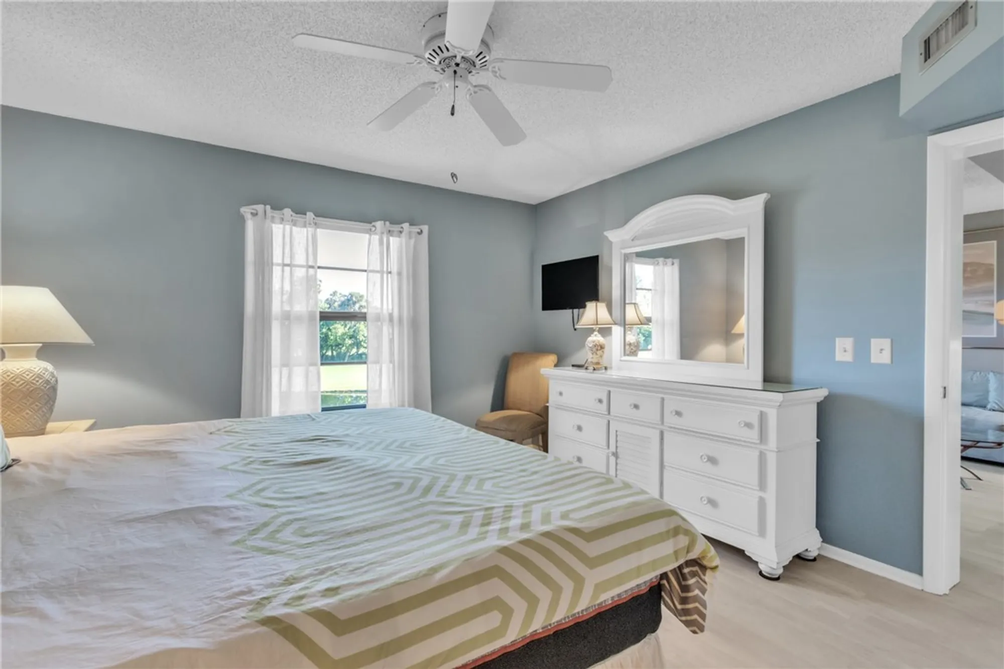 Property Slideshow image 12 of 35 | 29 plantation dr apt 202, Vero Beach, FL, 32966