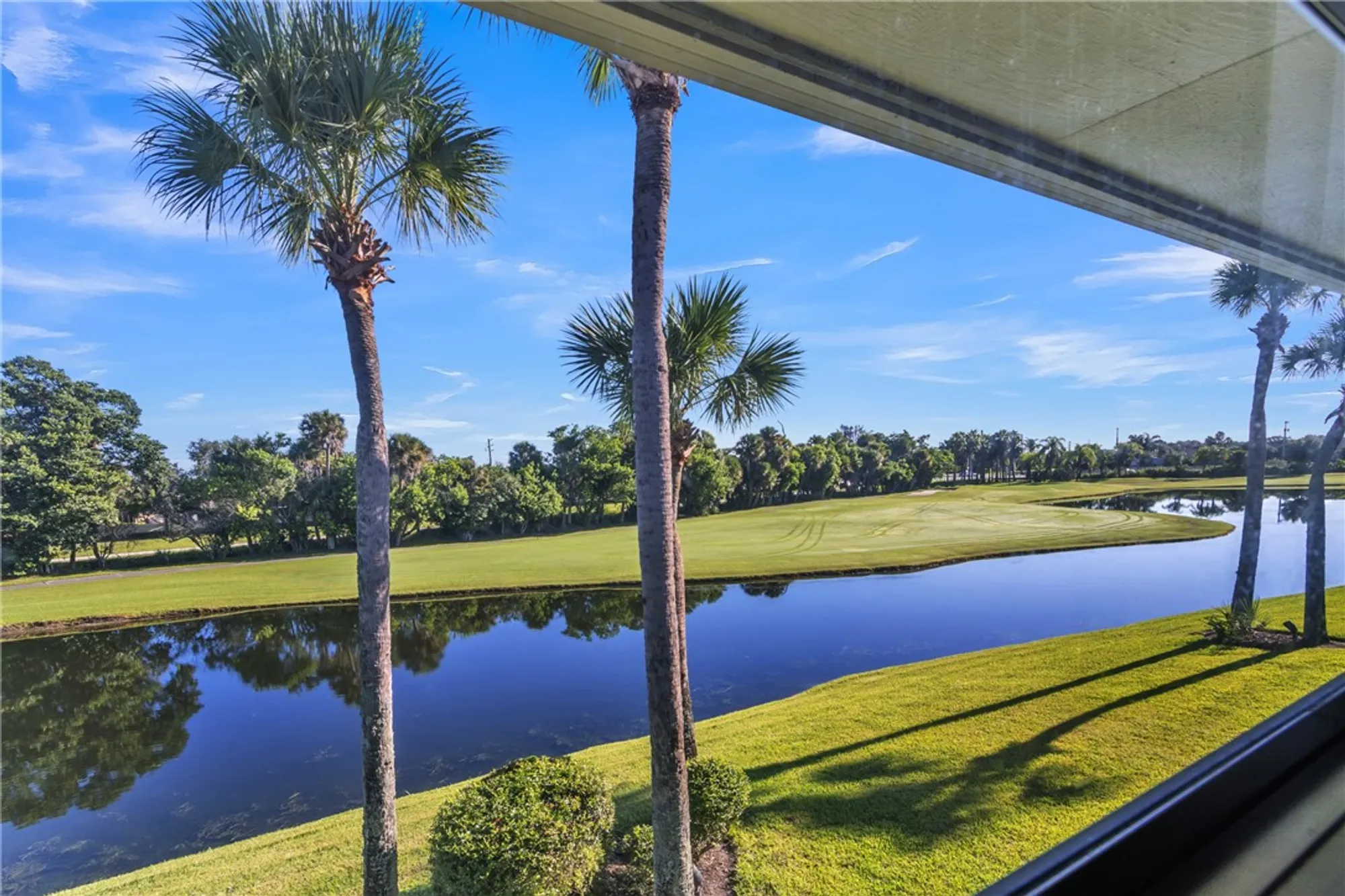 Property Slideshow image 13 of 35 | 29 plantation dr apt 202, Vero Beach, FL, 32966